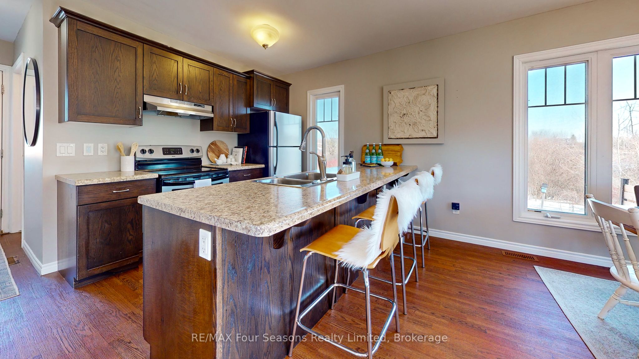 139 Young Drive Property Photo 12
