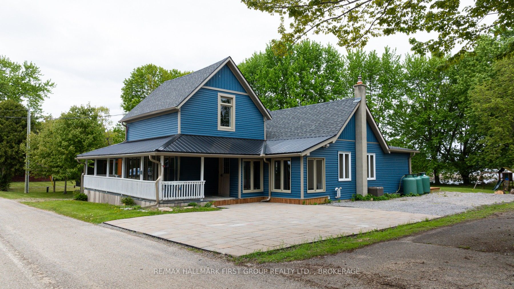 11 Campbell Street Property Photo