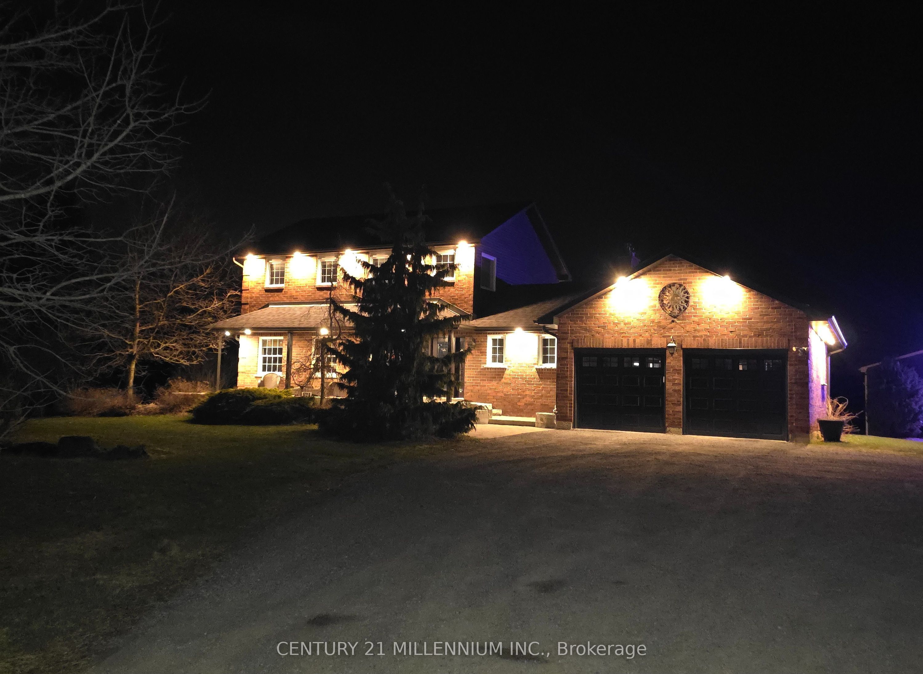 5653 Eighth Line Property Photo 7