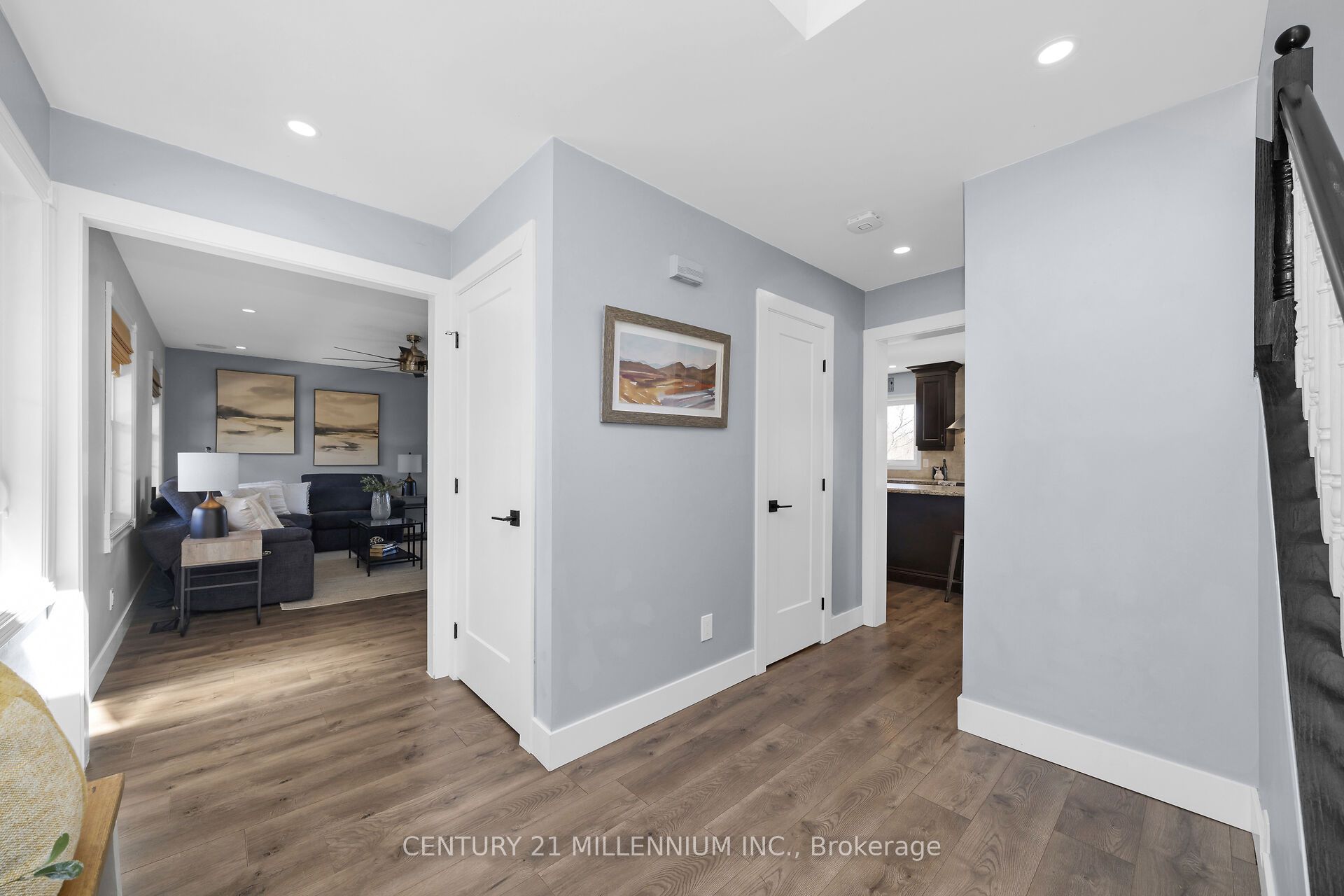 5653 Eighth Line Property Photo 10