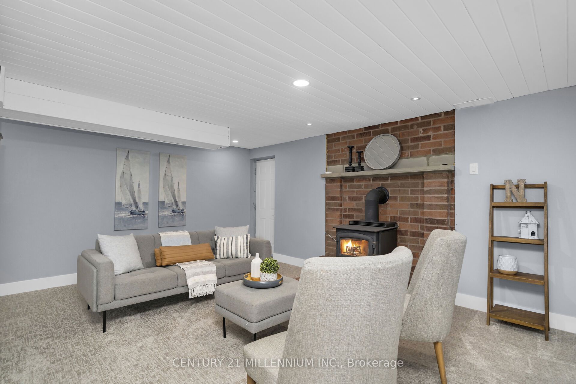 5653 Eighth Line Property Photo 31