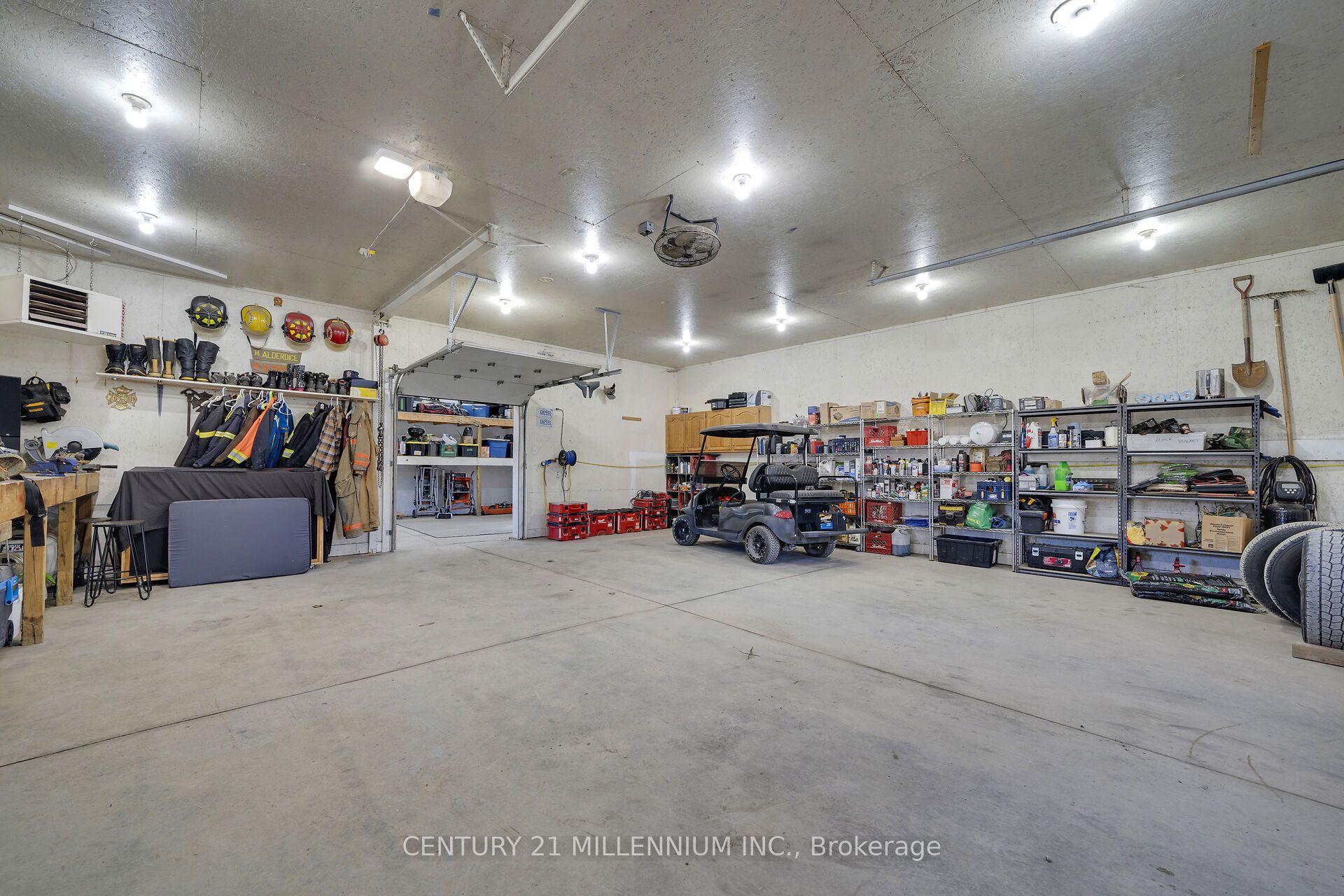 5653 Eighth Line Property Photo 43