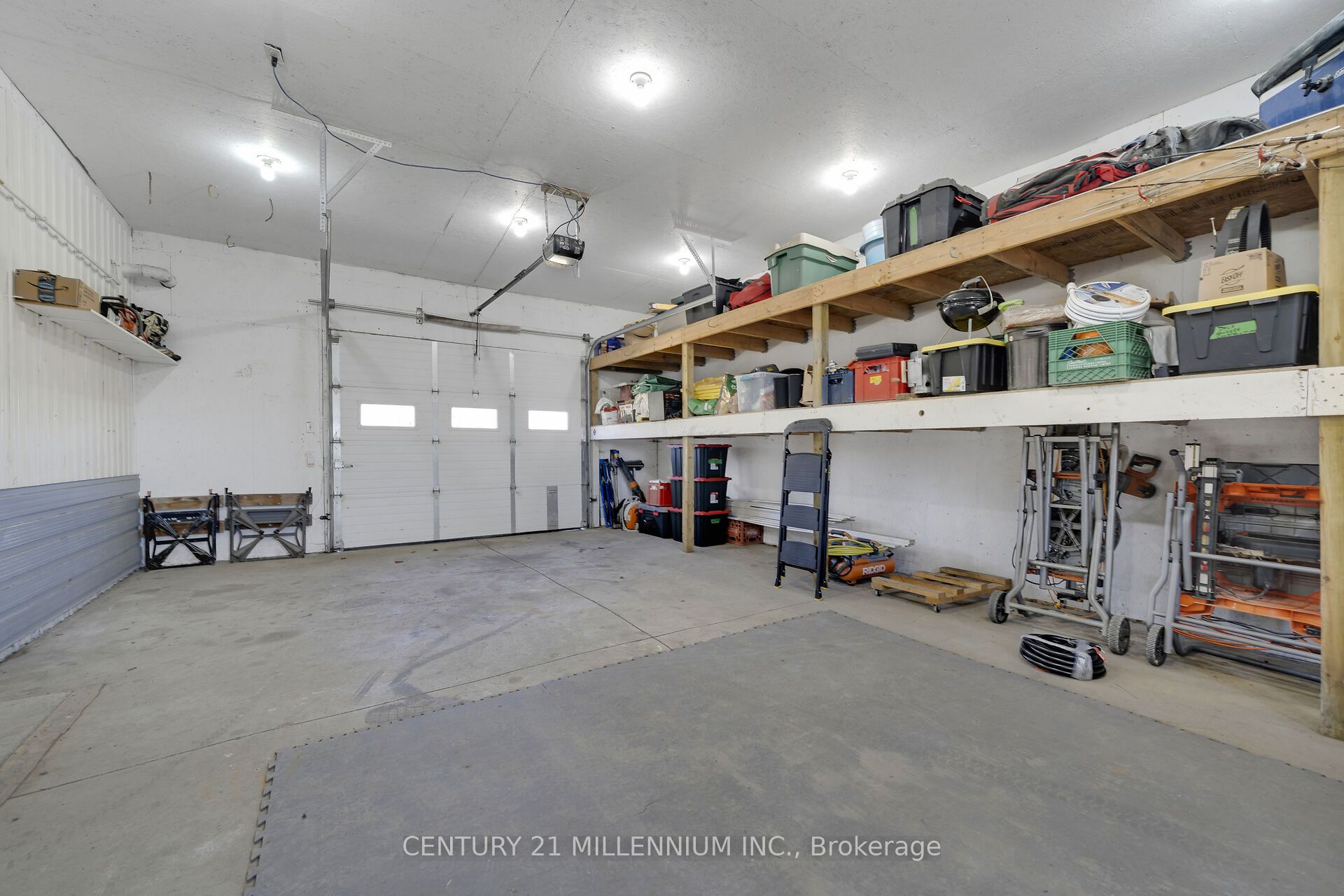 5653 Eighth Line Property Photo 44