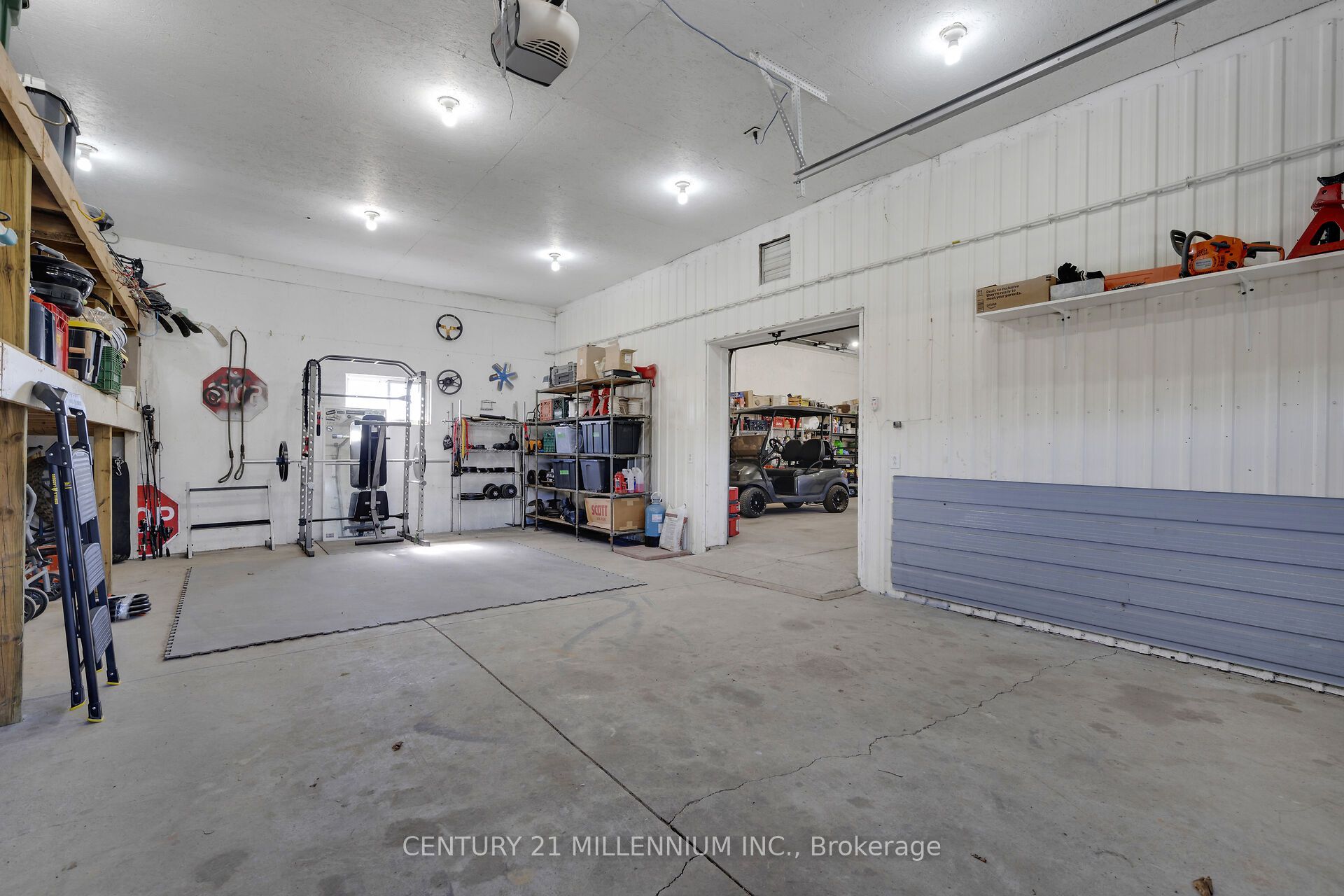 5653 Eighth Line Property Photo 45