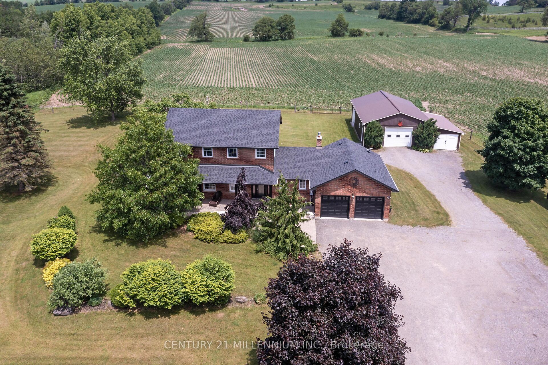 5653 Eighth Line Property Photo 49