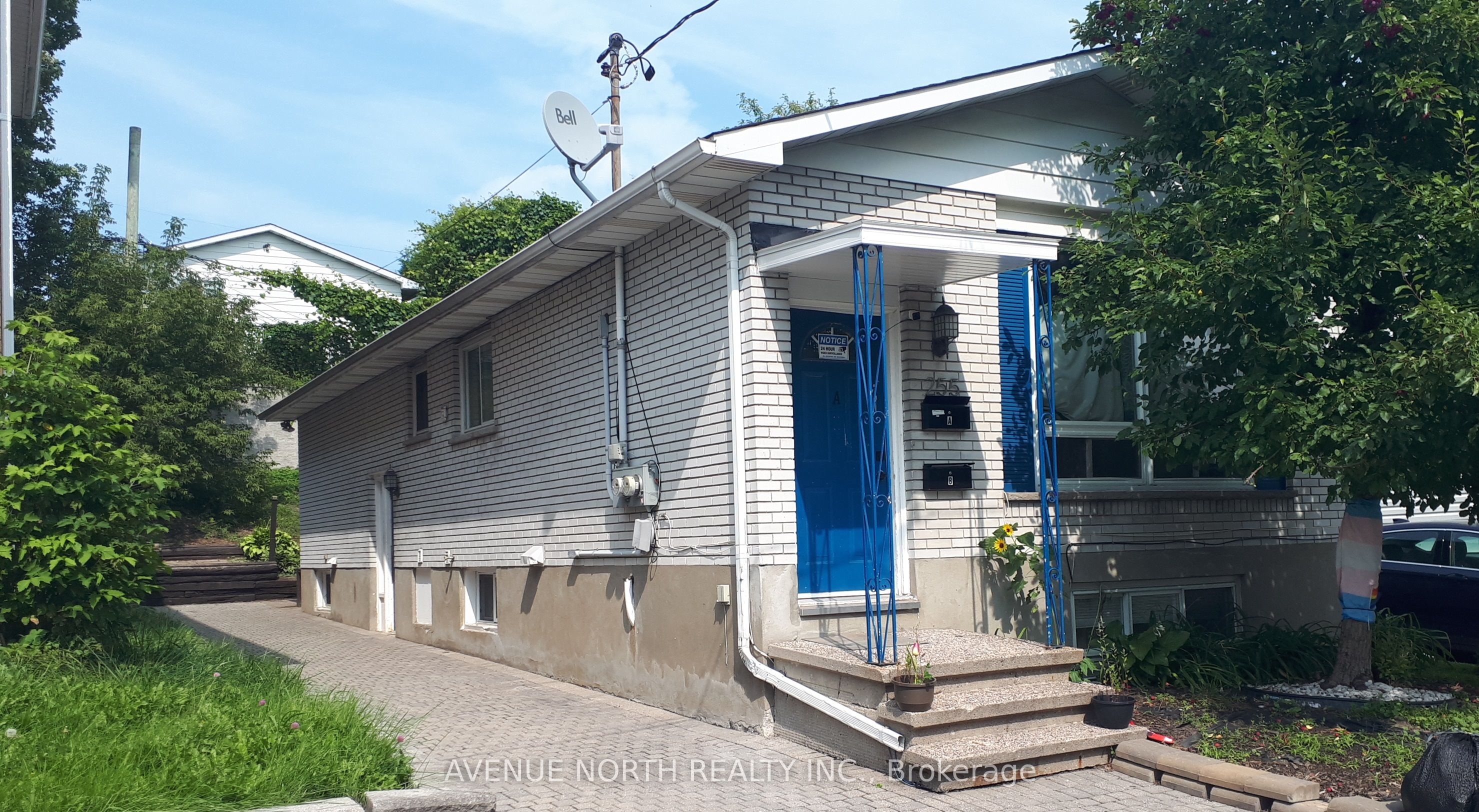 255 Lalemant Street