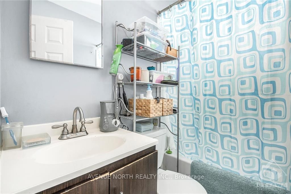 255 Lalemant Street Property Photo 13