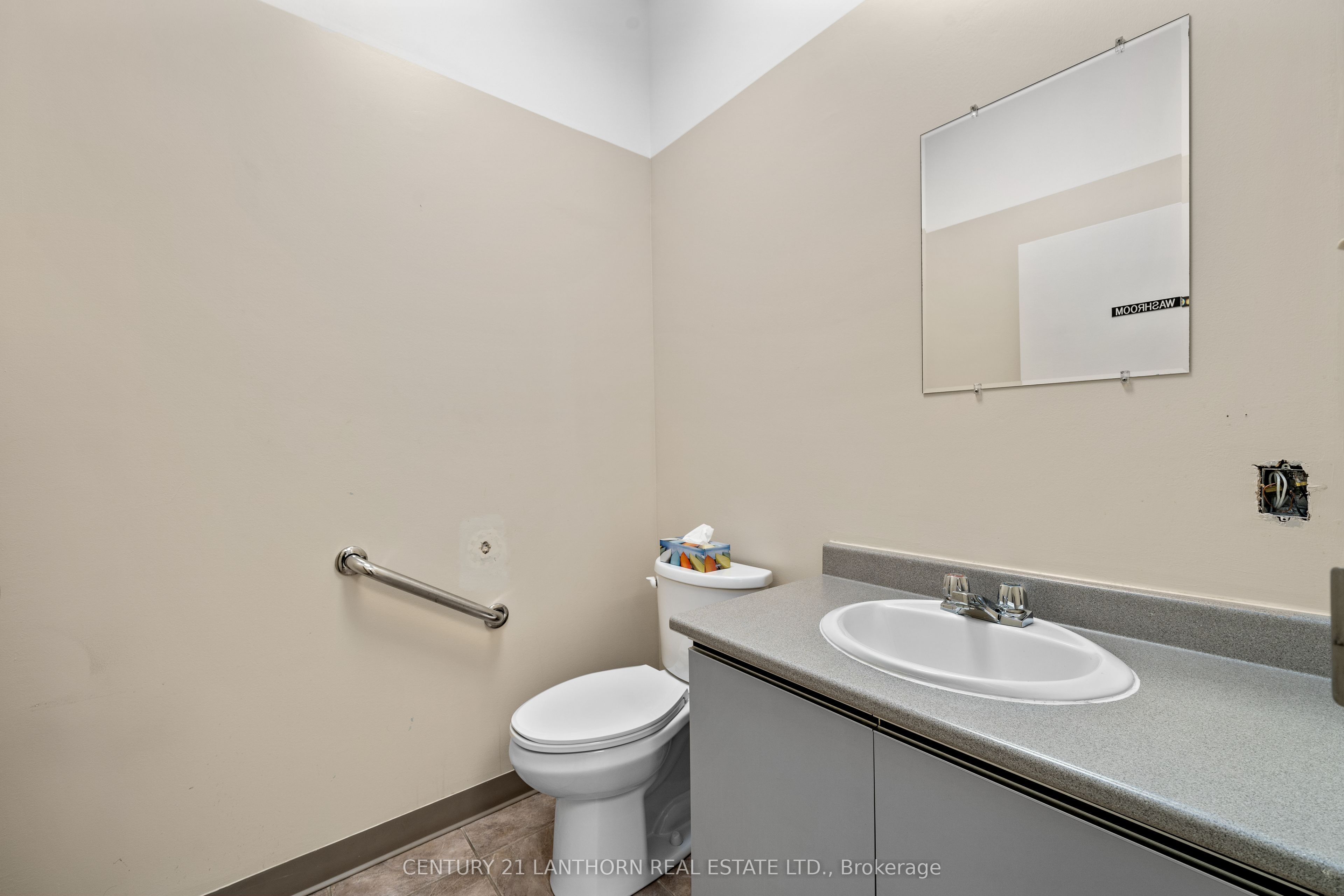 389 Picton Main Street Property Photo 2