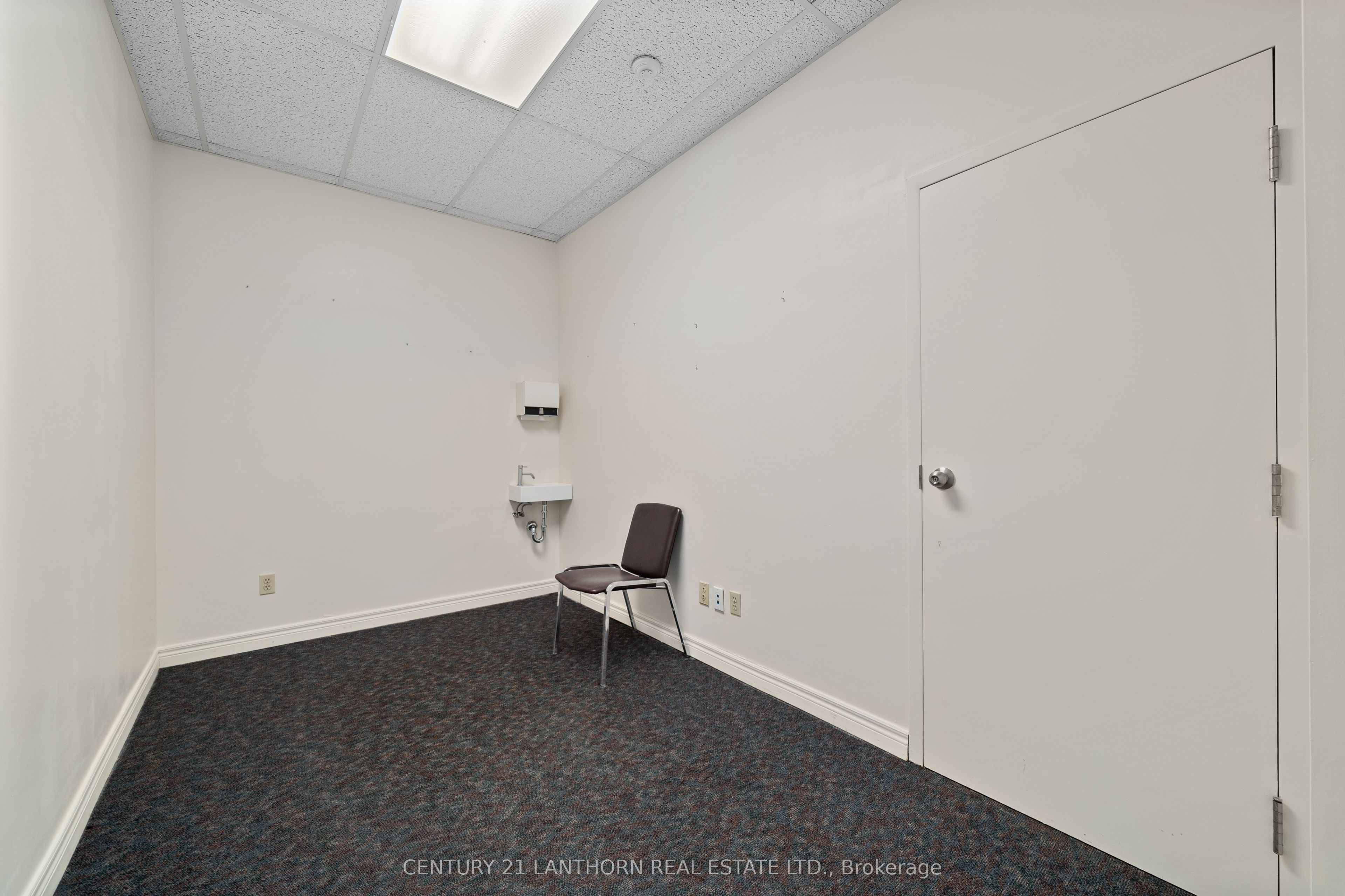 389 Picton Main Street Property Photo 9