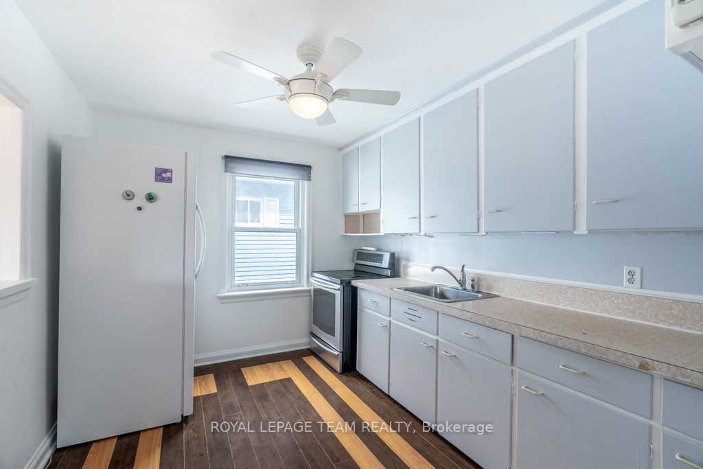 663 Tweedsmuir Avenue Property Photo 9