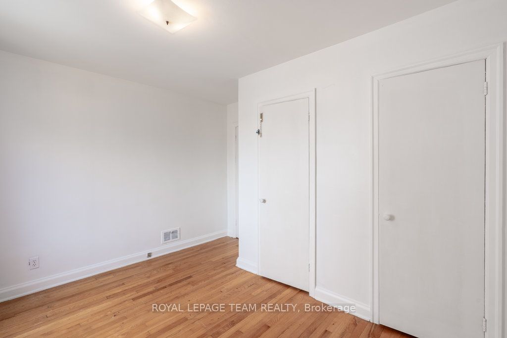663 Tweedsmuir Avenue Property Photo 15