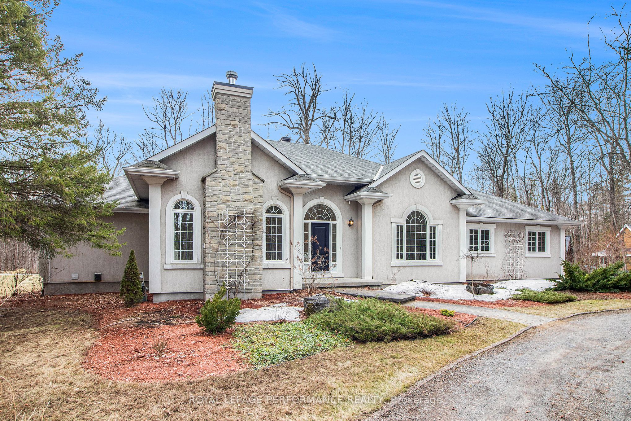 1116 Cumberland West Real Estate Listings Main Image