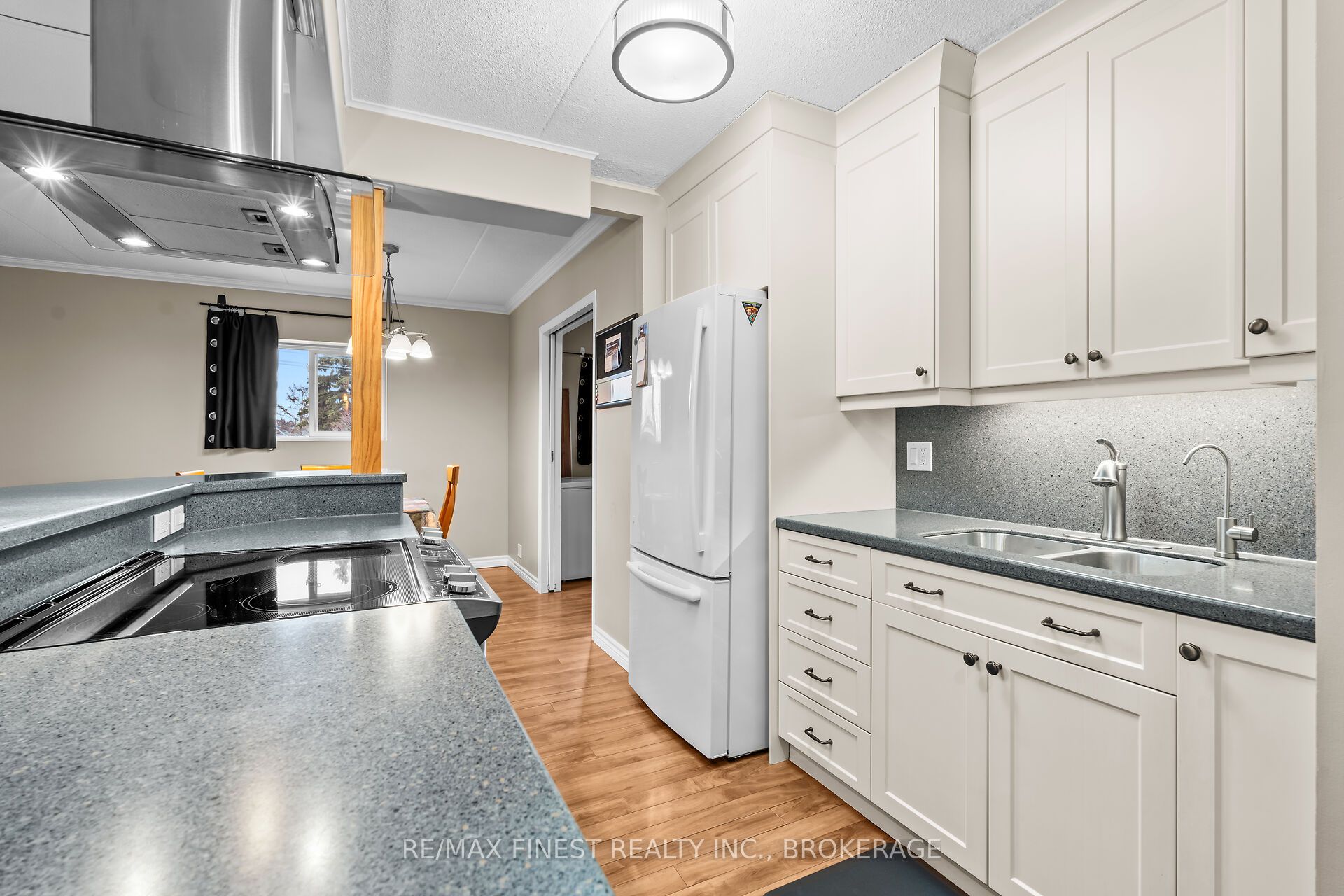 610 William Street 601 Property Photo 18