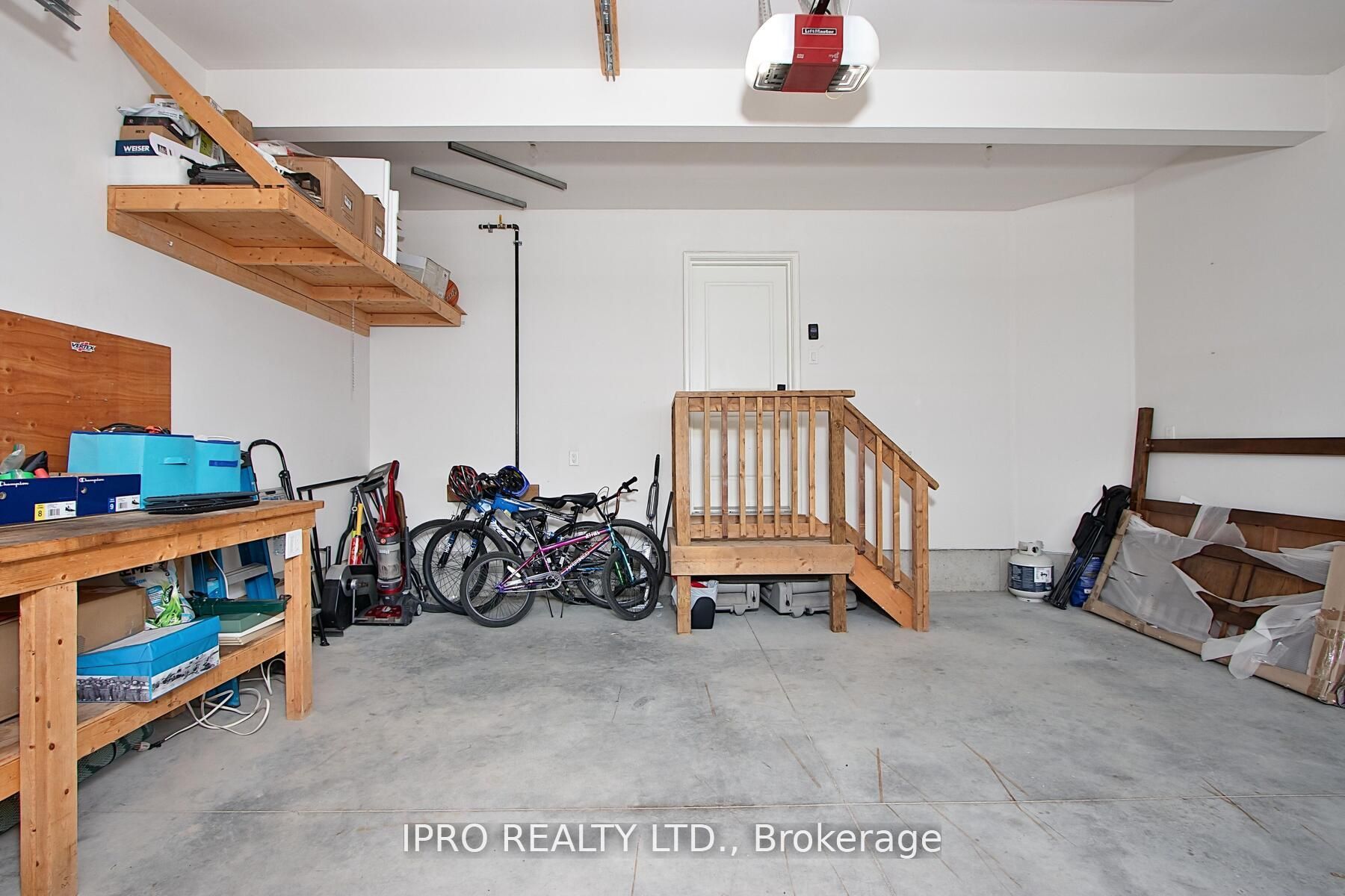 26 Nicholson Street Property Photo 36