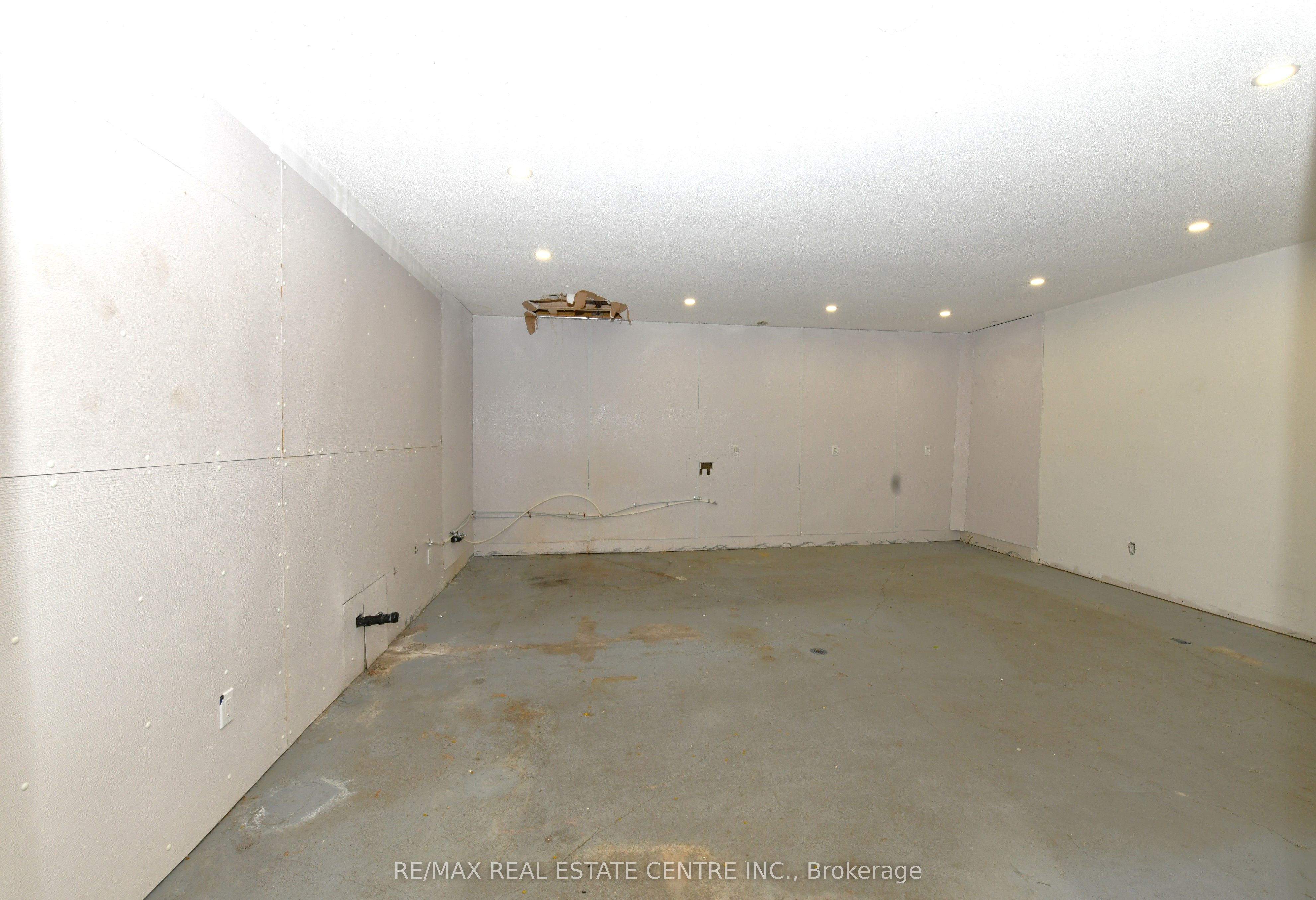 65 Maitland Terrace Property Photo 18
