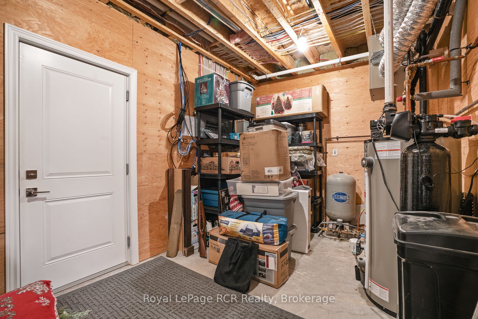 302769 Douglas Street Property Photo 48