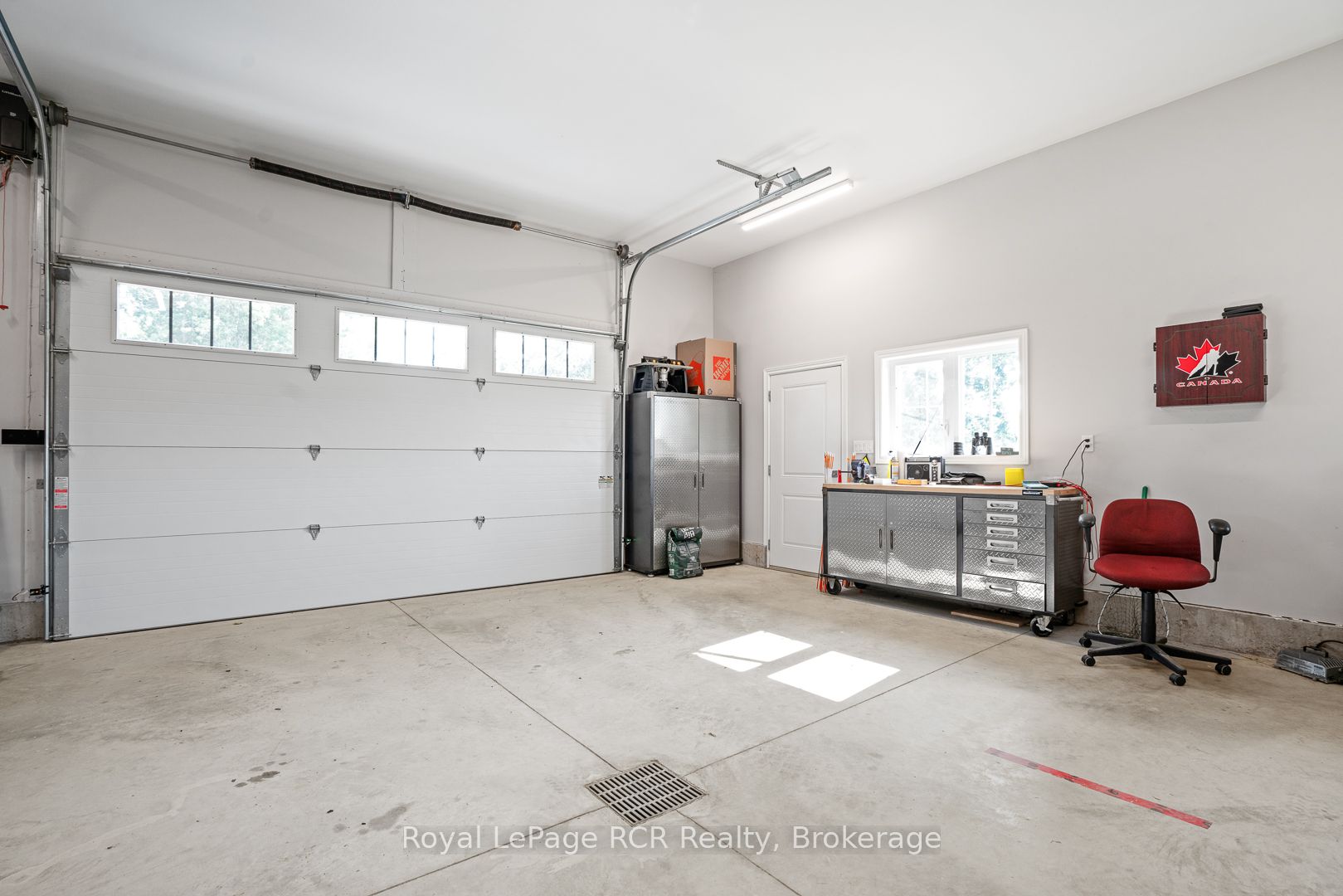302769 Douglas Street Property Photo 49