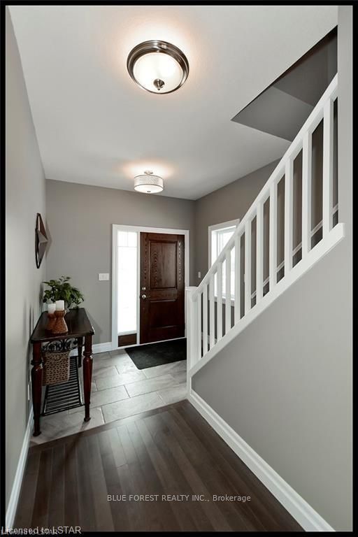 68 Five Stakes Street Property Photo 3
