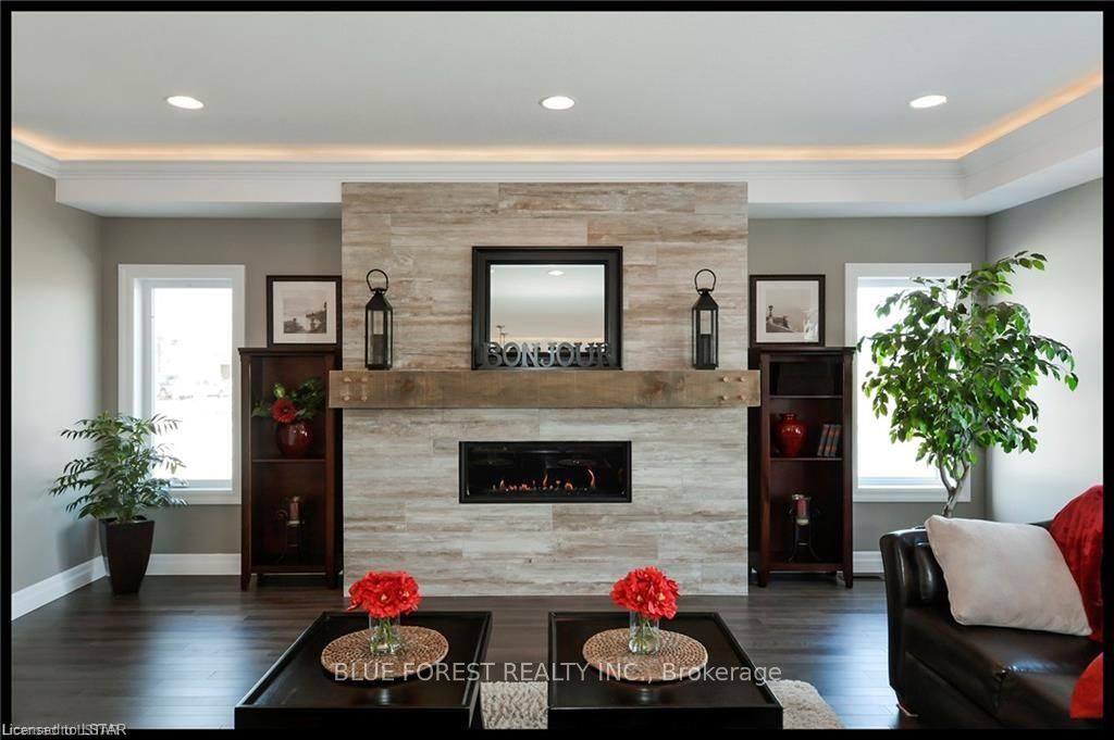 68 Five Stakes Street Property Photo 5