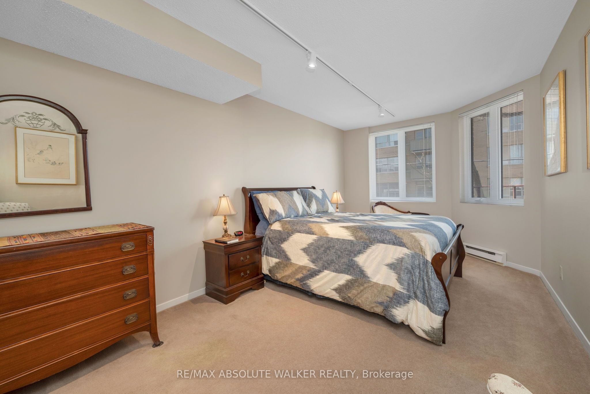 317 Metcalfe Street 401 Property Photo 12