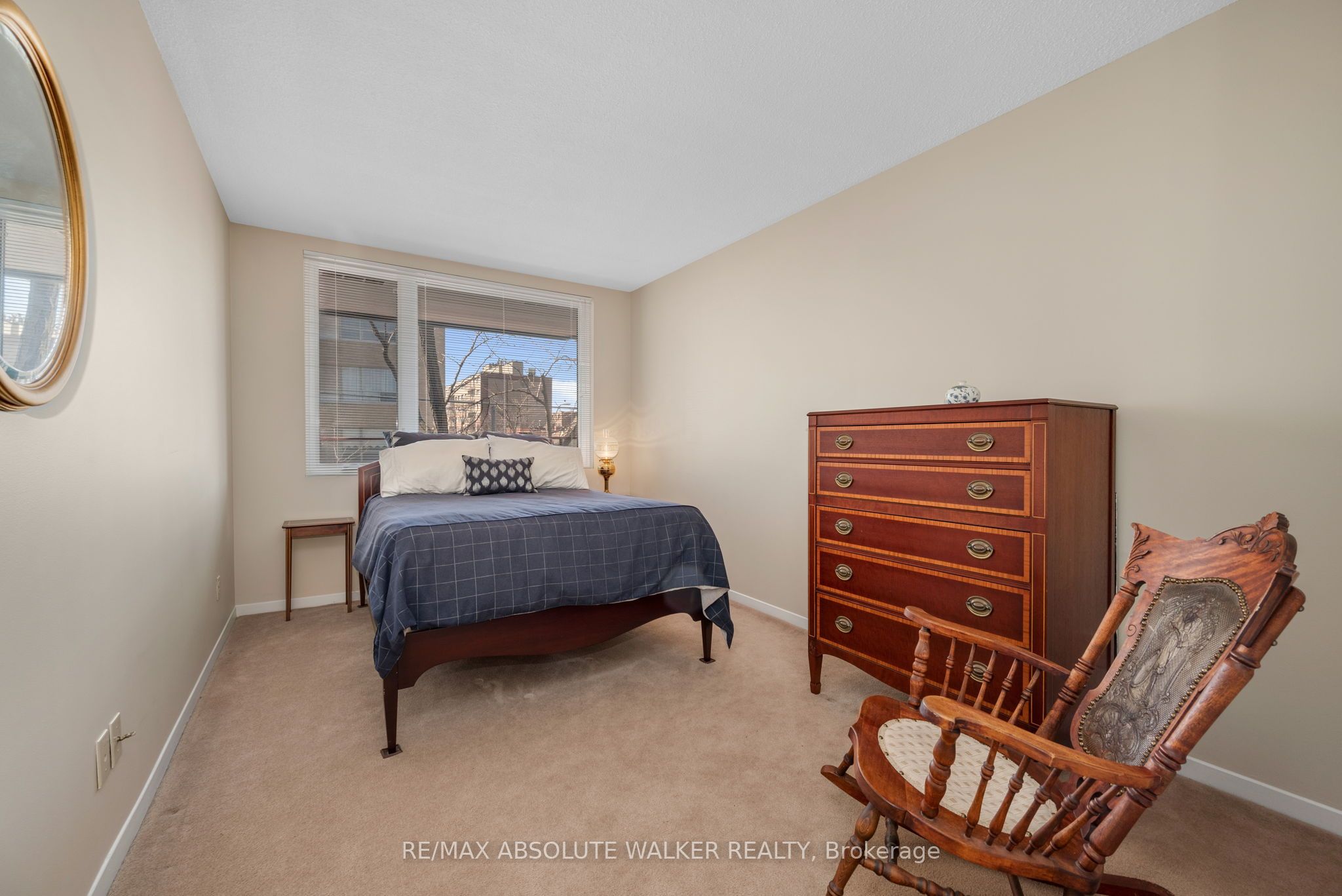 317 Metcalfe Street 401 Property Photo 16