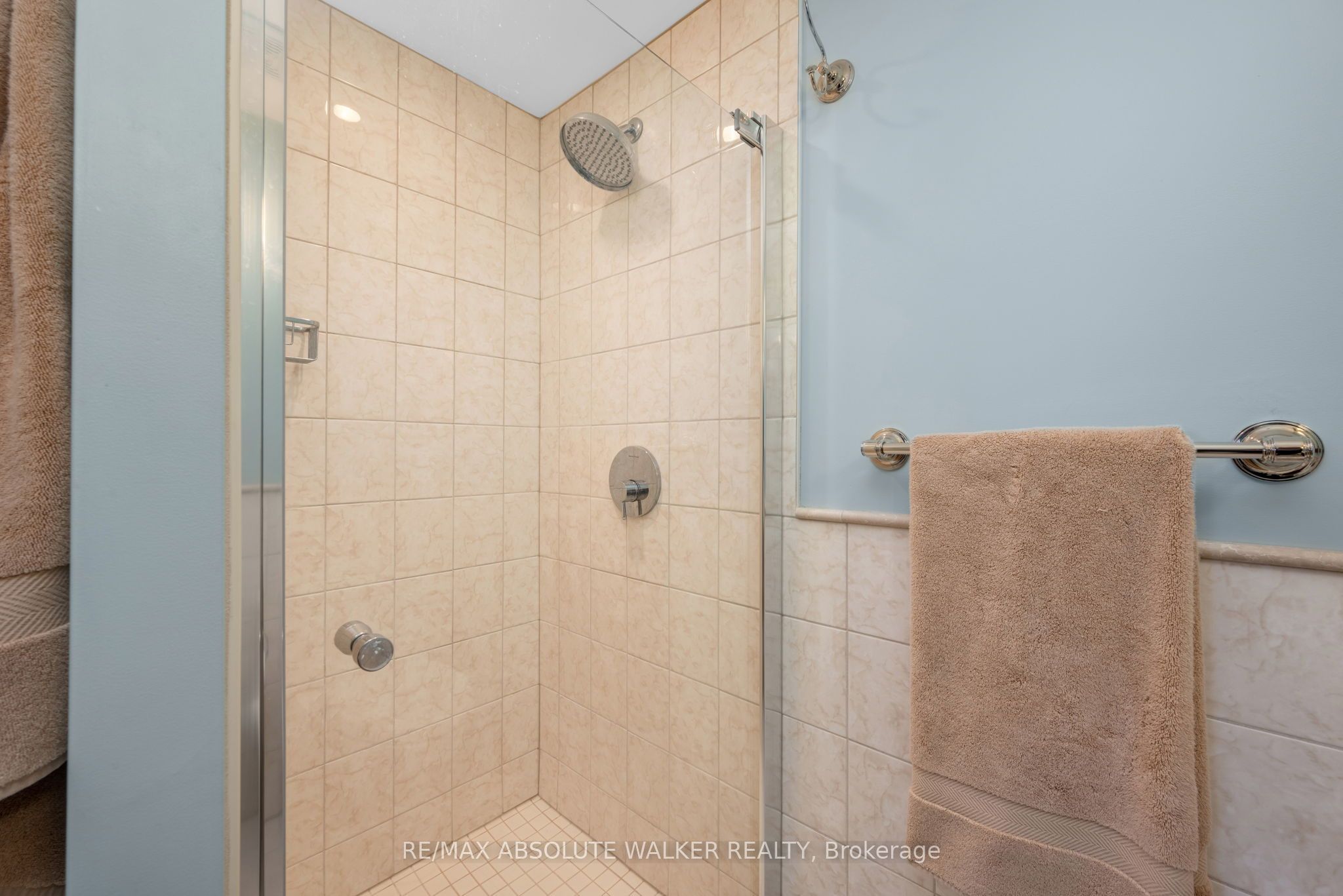 317 Metcalfe Street 401 Property Photo 19