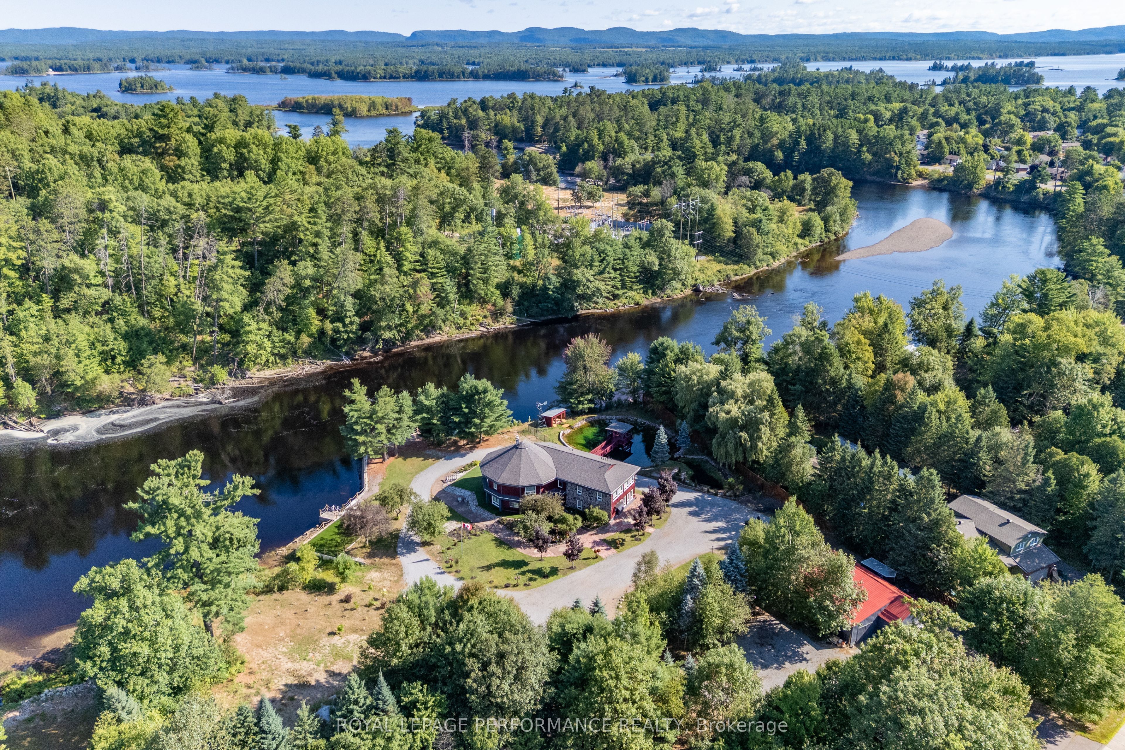 1371 Victoria Street Property Photo 6