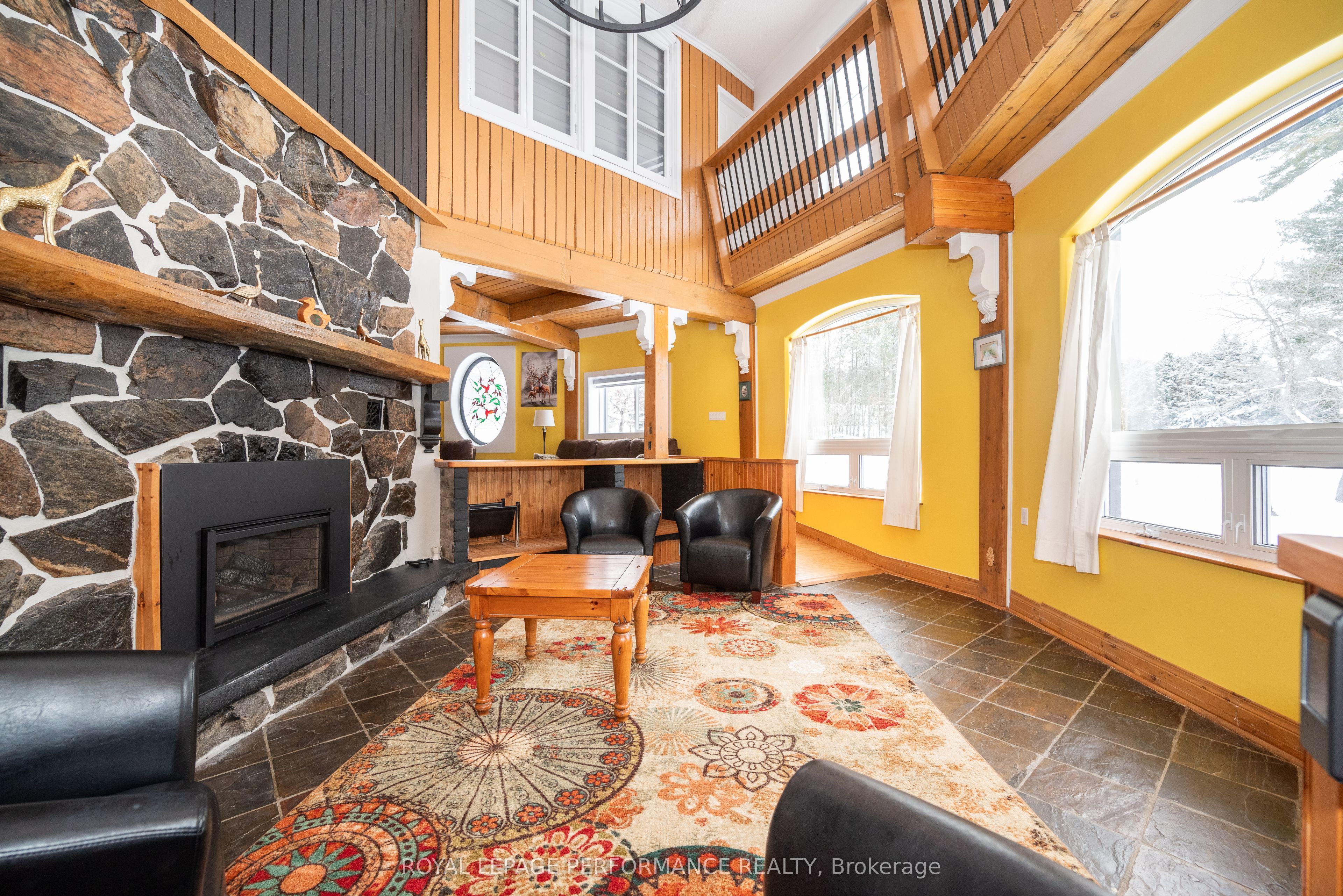 1371 Victoria Street Property Photo 17