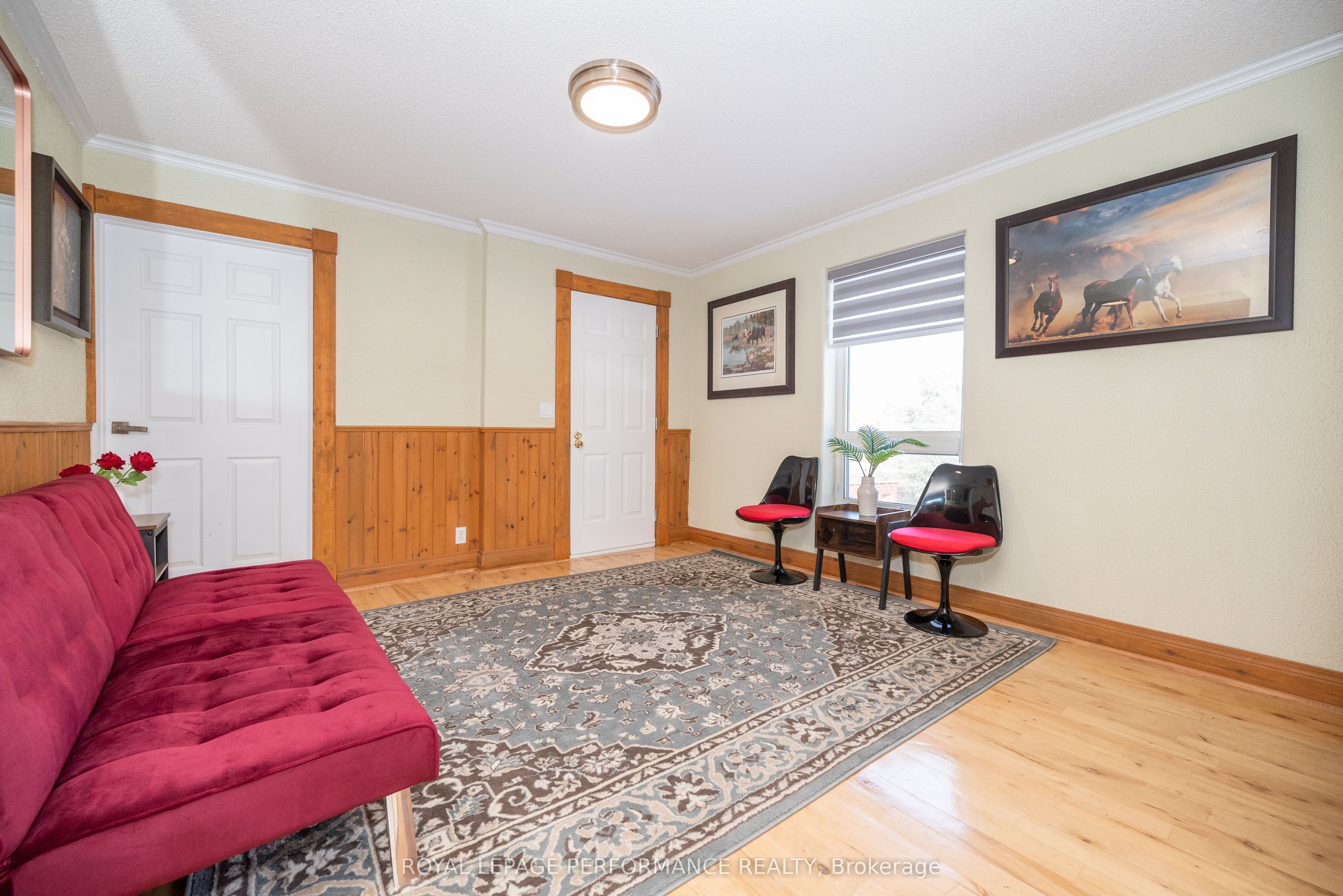 1371 Victoria Street Property Photo 29