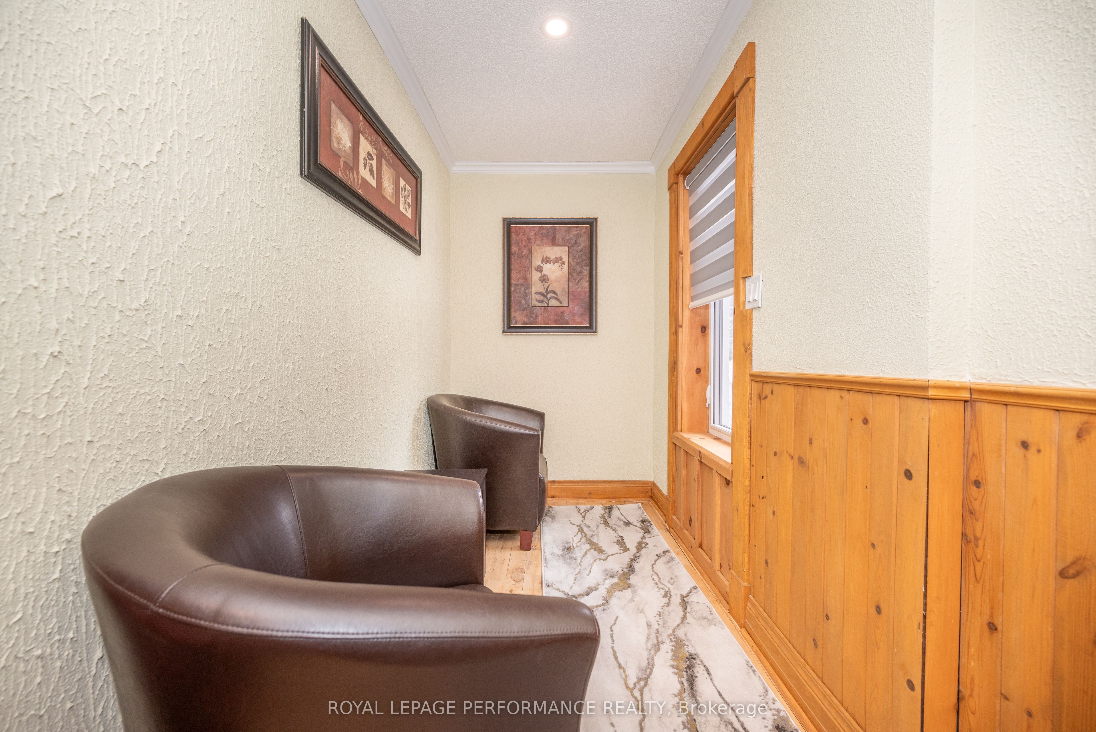 1371 Victoria Street Property Photo 31