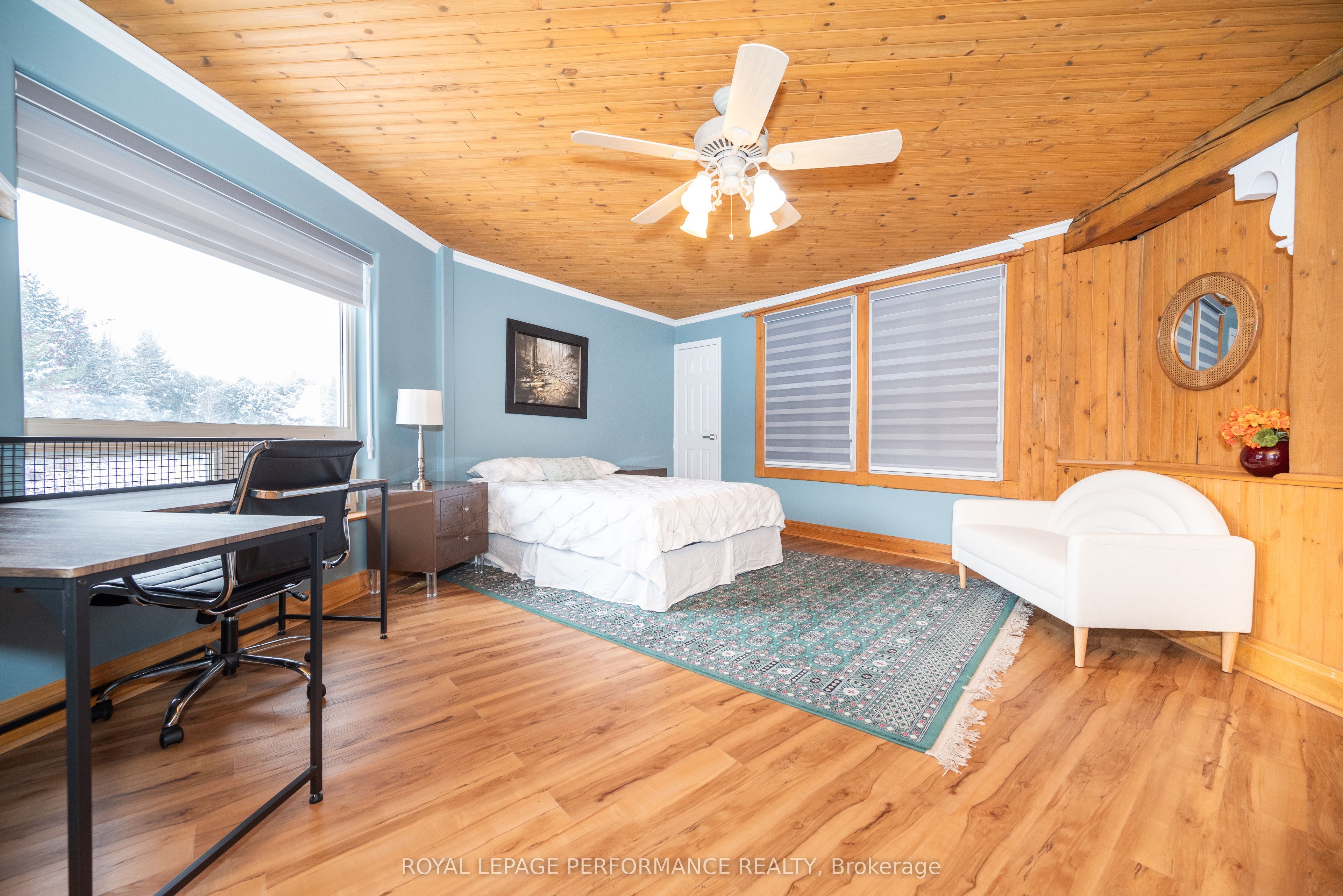 1371 Victoria Street Property Photo 34