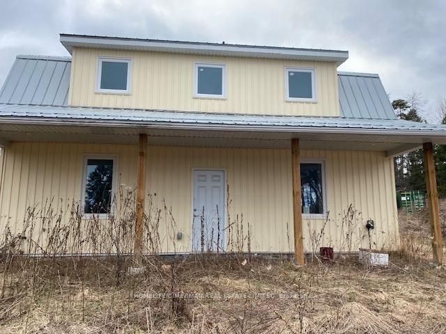 937054 Airport Road Property Photo