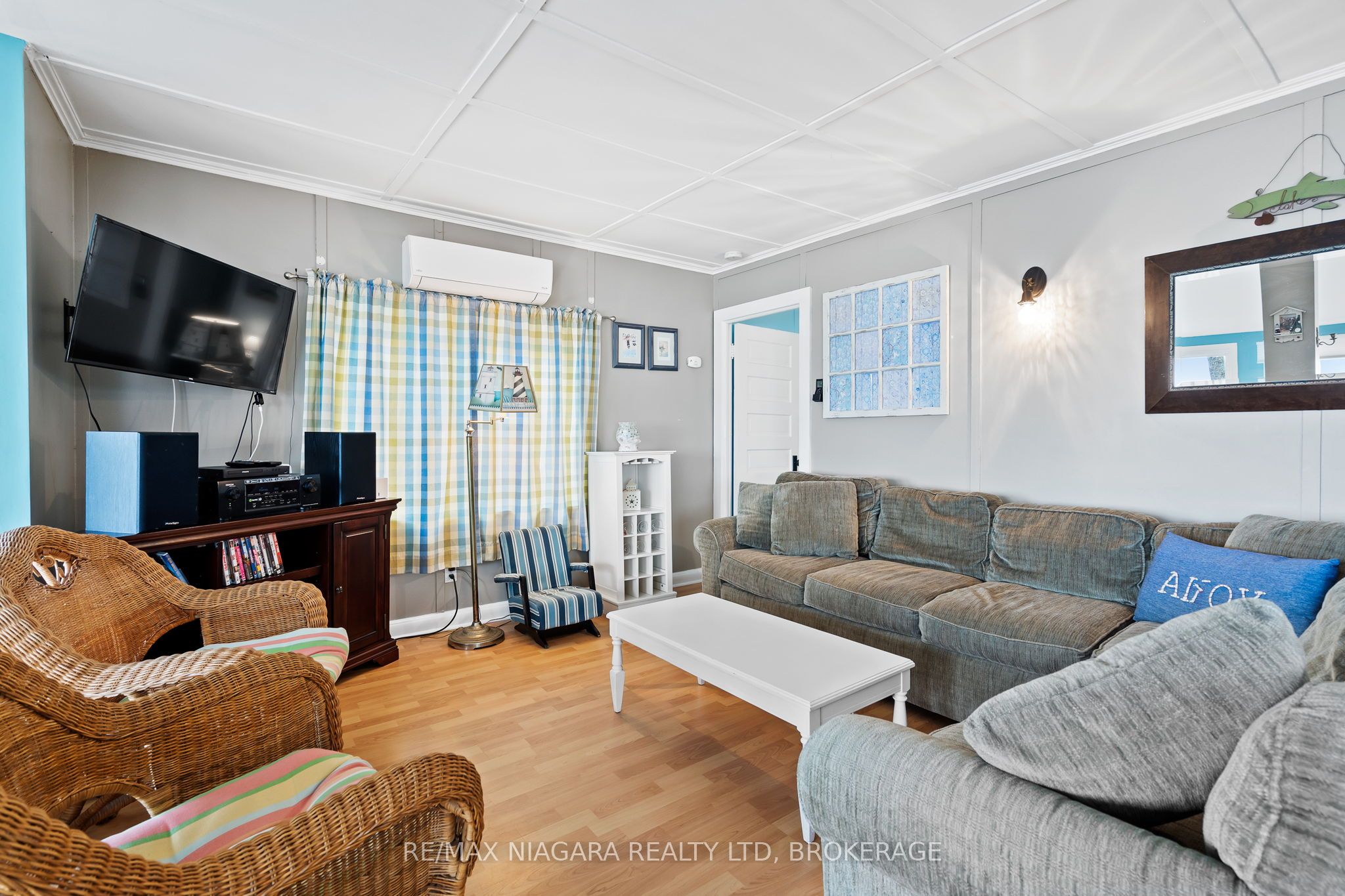 12883 Old Lakeshore Road W Property Photo 20