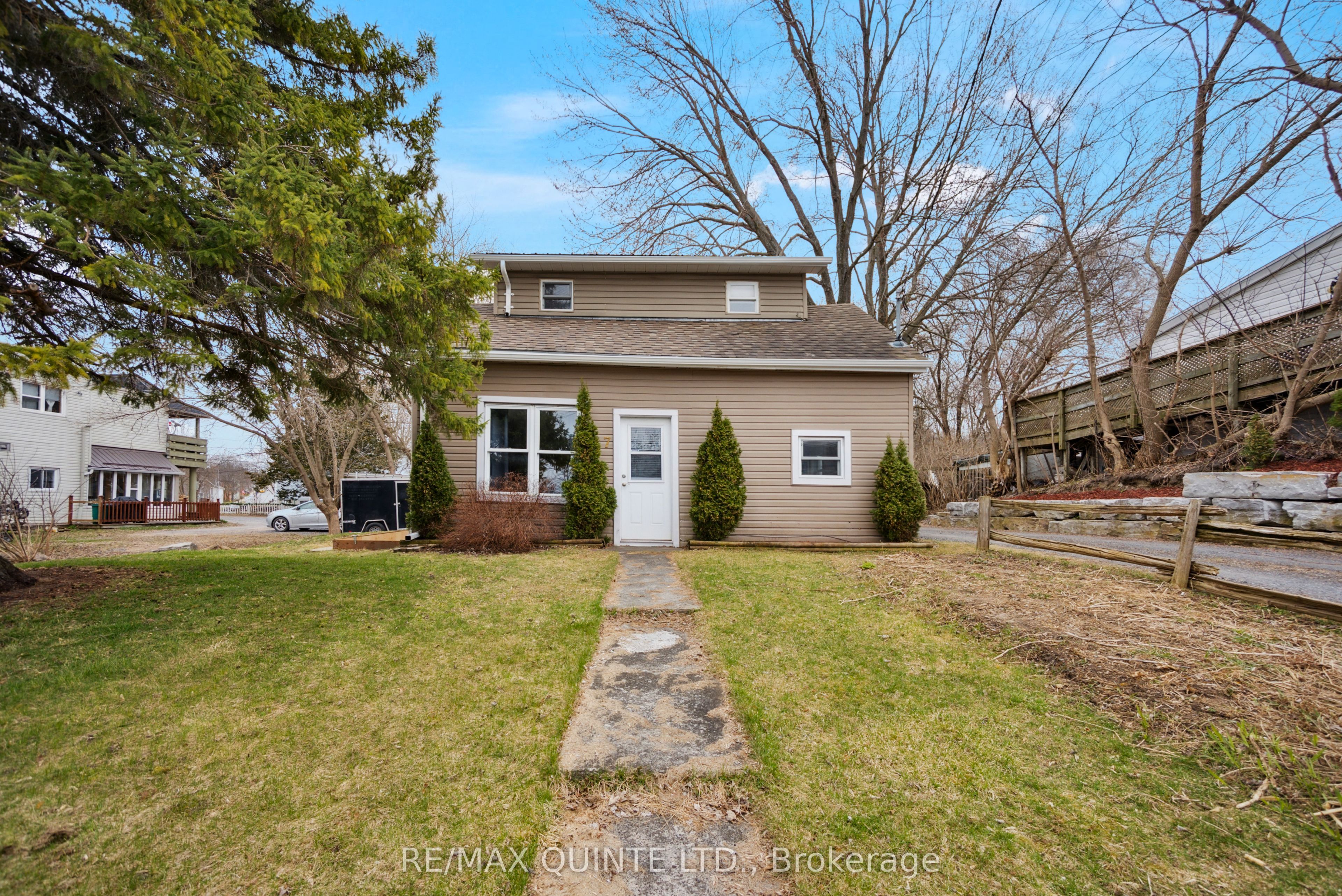 7 Elks Street Property Photo