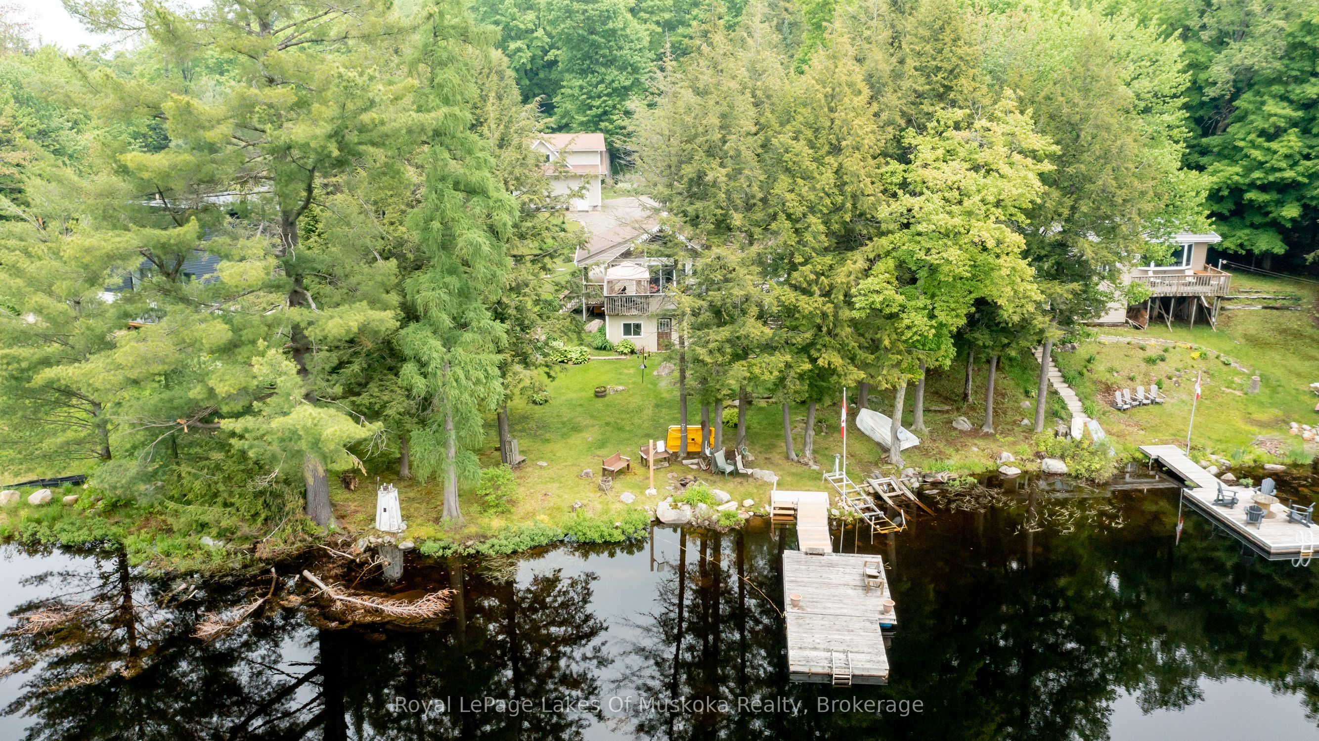 1019 Lakeshore Drive N Property Photo 11