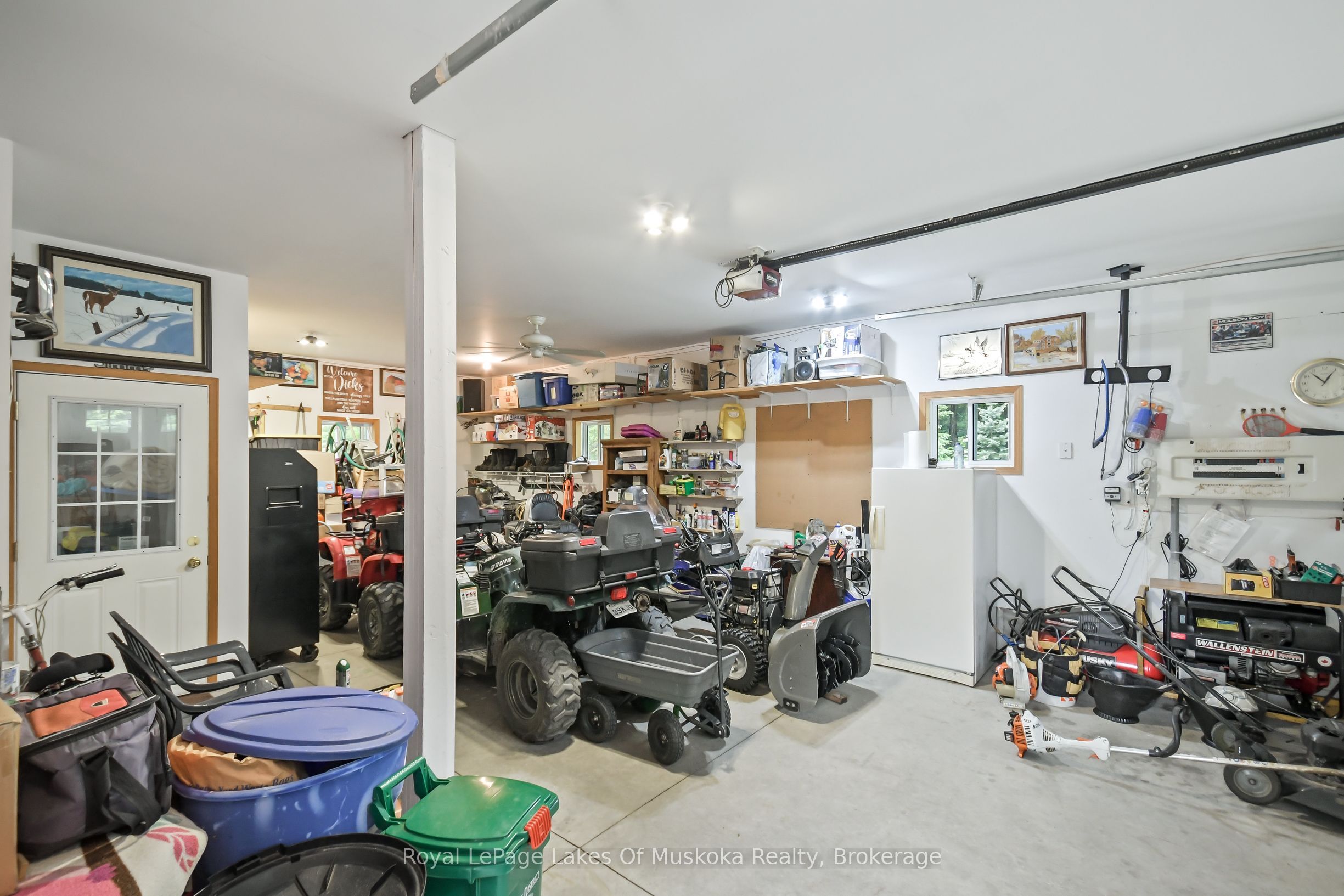 1019 Lakeshore Drive N Property Photo 31