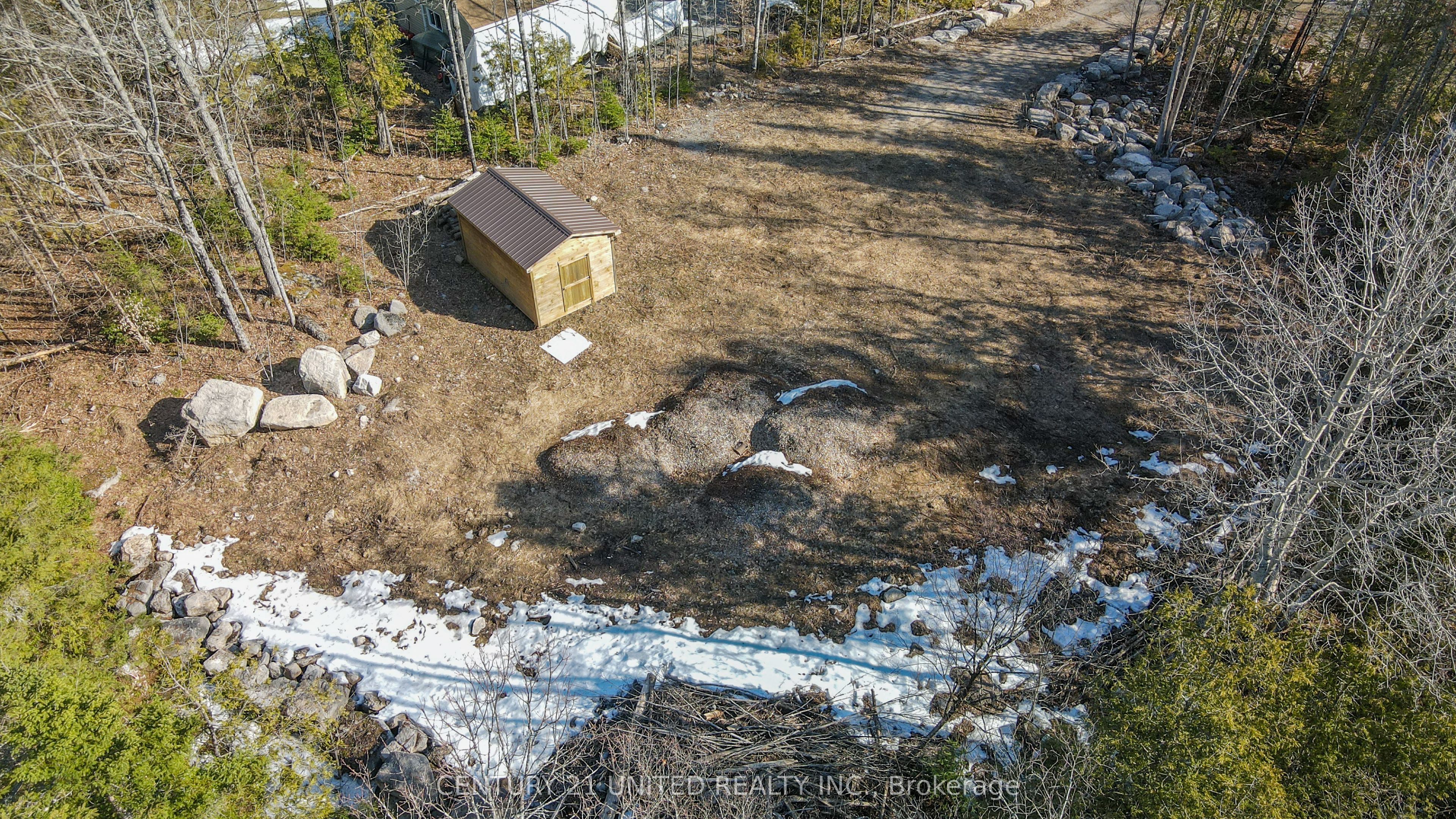 2206 Mccrackens Landing Road Property Photo 2