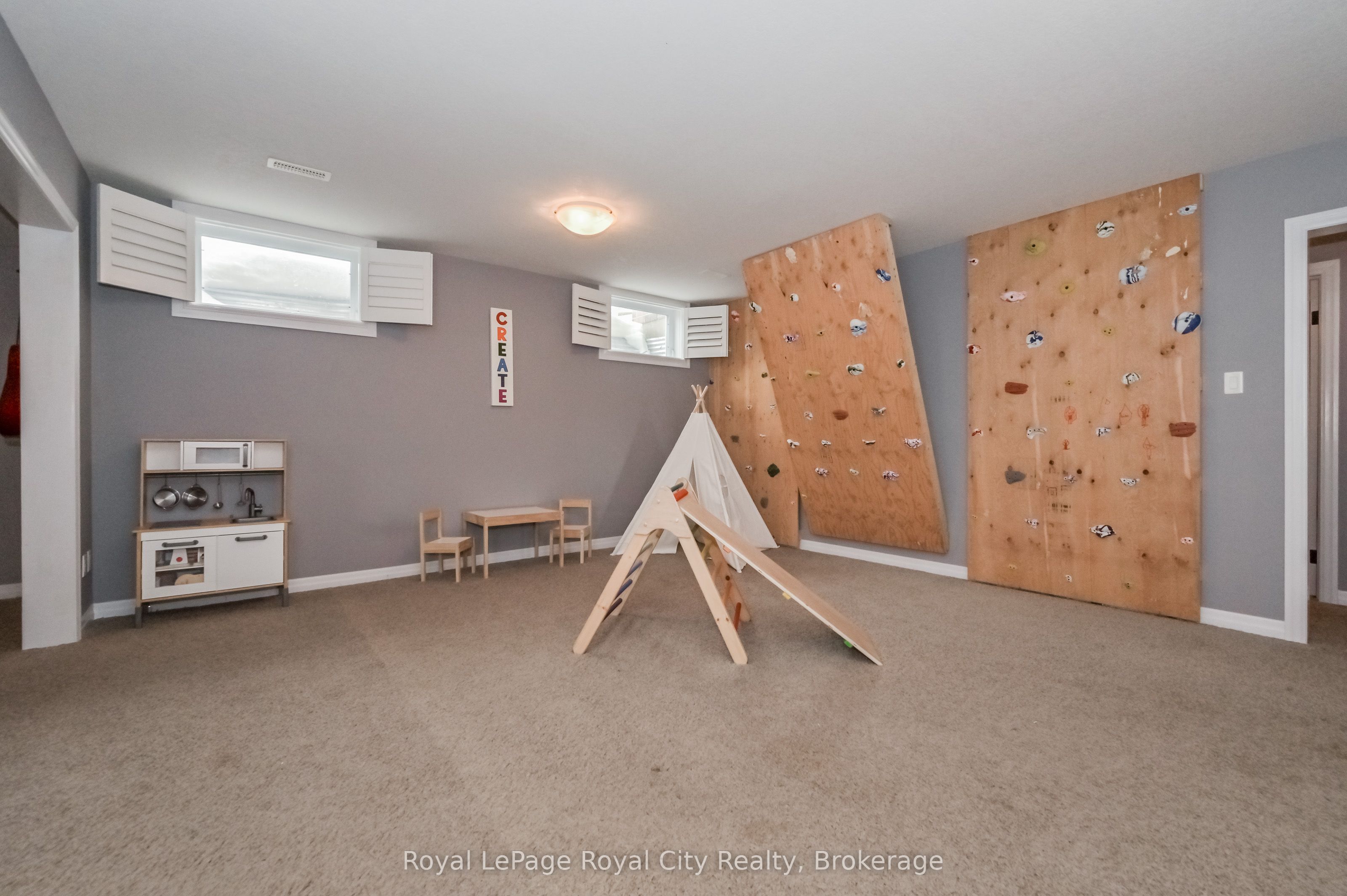 84 Andrews Dr Property Photo 19