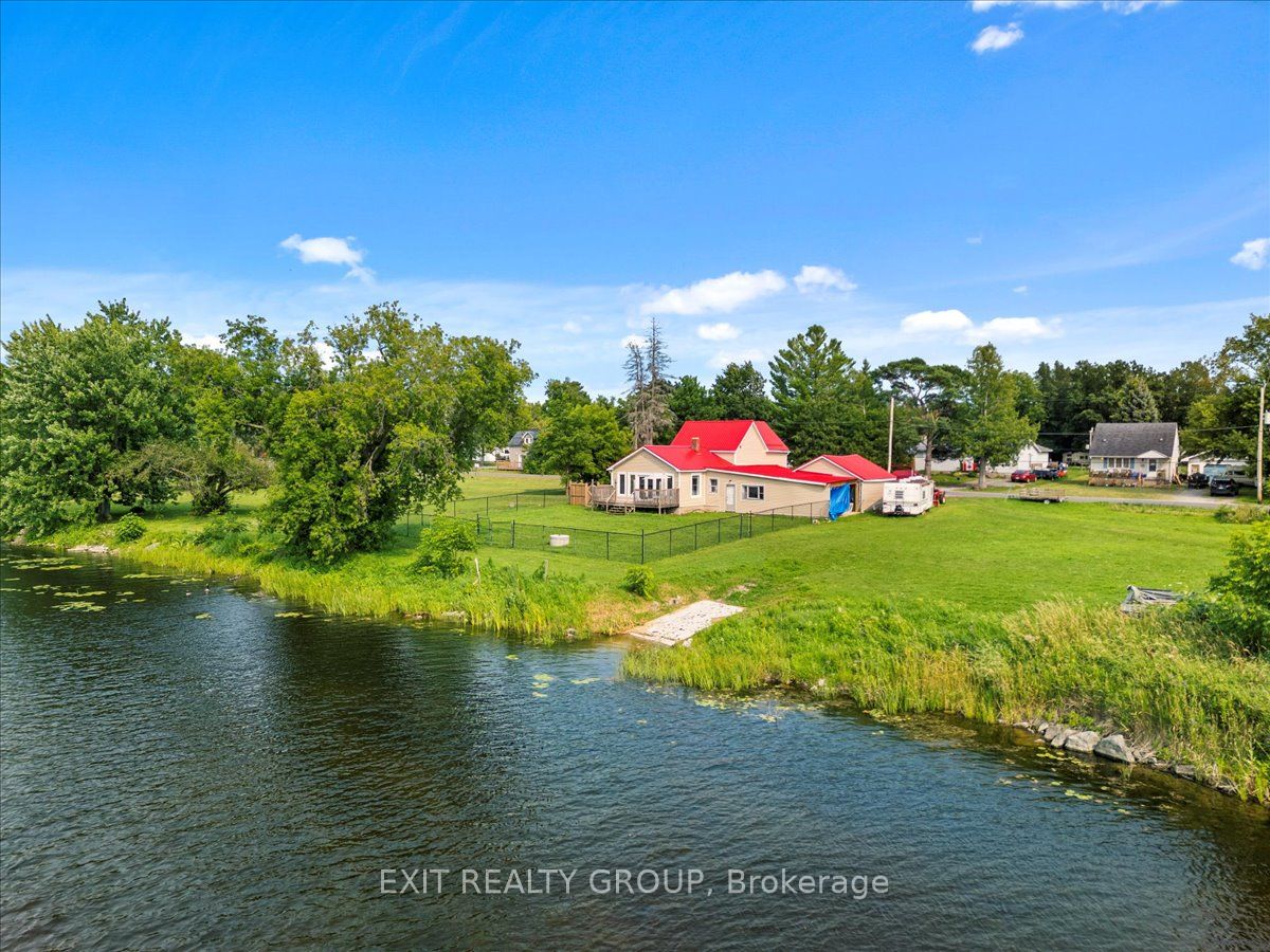 236 Queen Street Property Photo