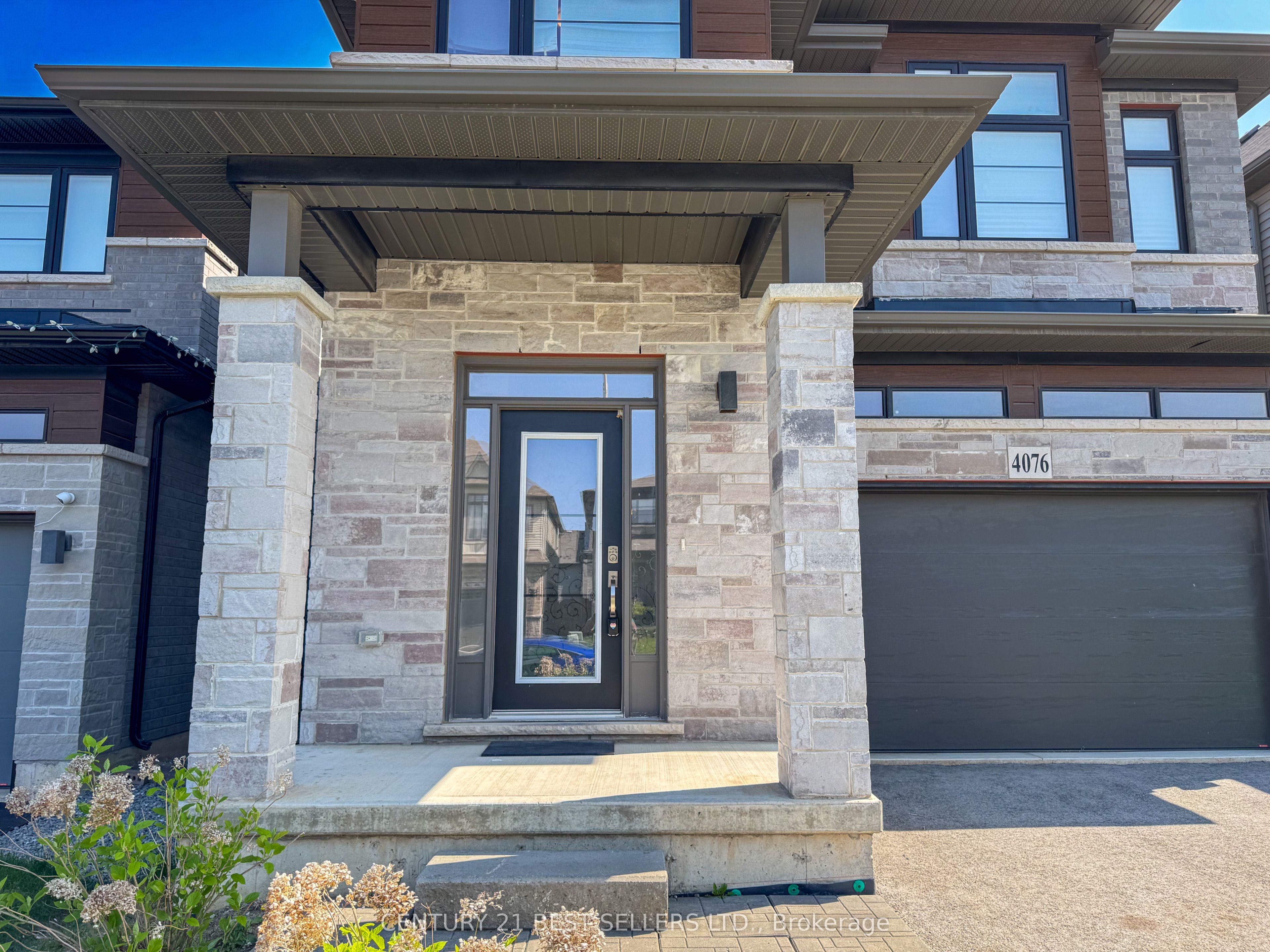 4076 Healing Street Property Photo 3