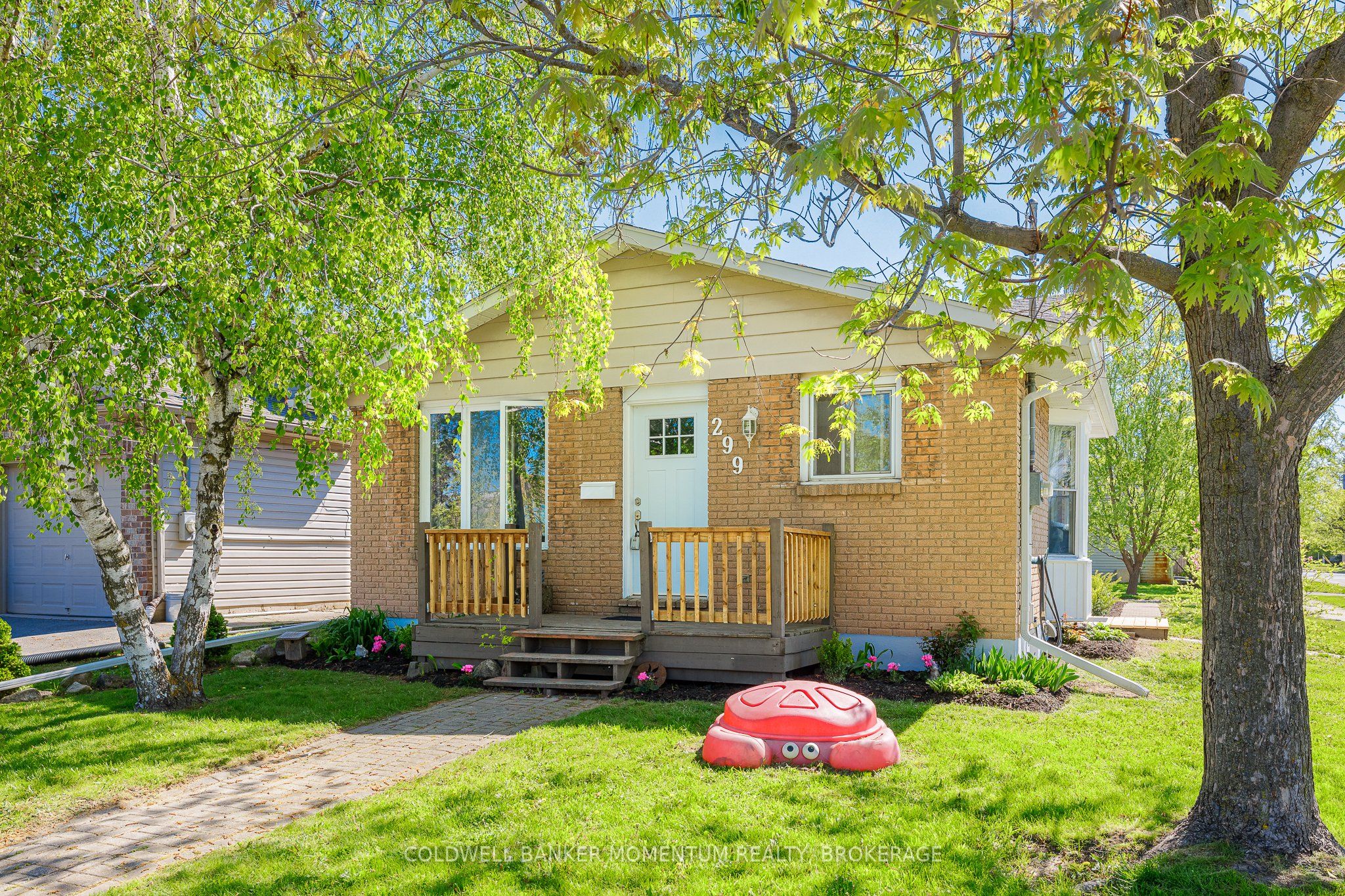 299 Dain Avenue Property Photo 1