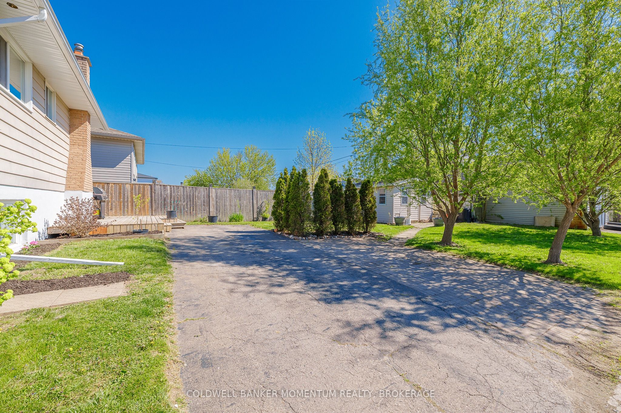 299 Dain Ave Property Photo 38
