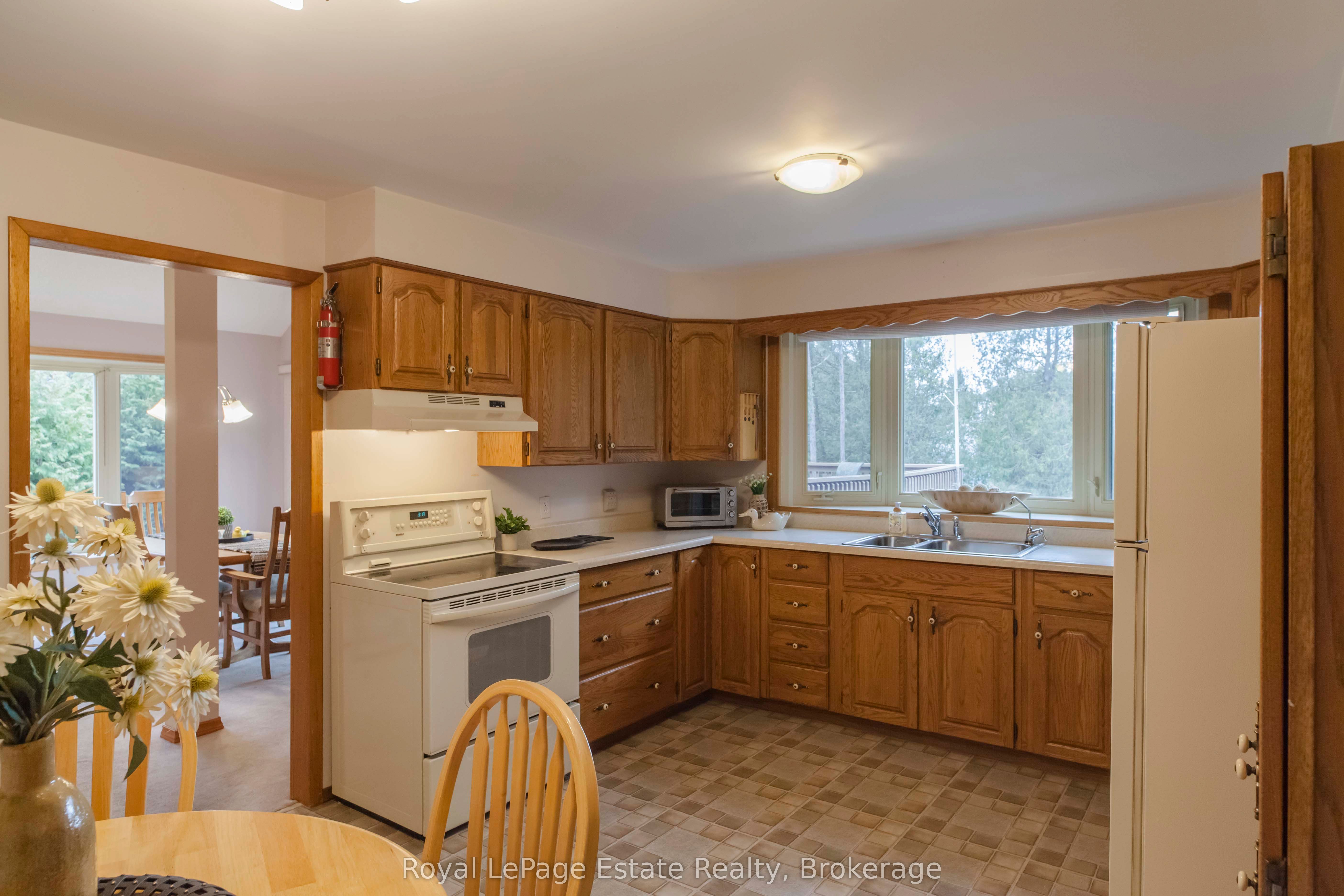 325 Second Avenue N Property Photo 8