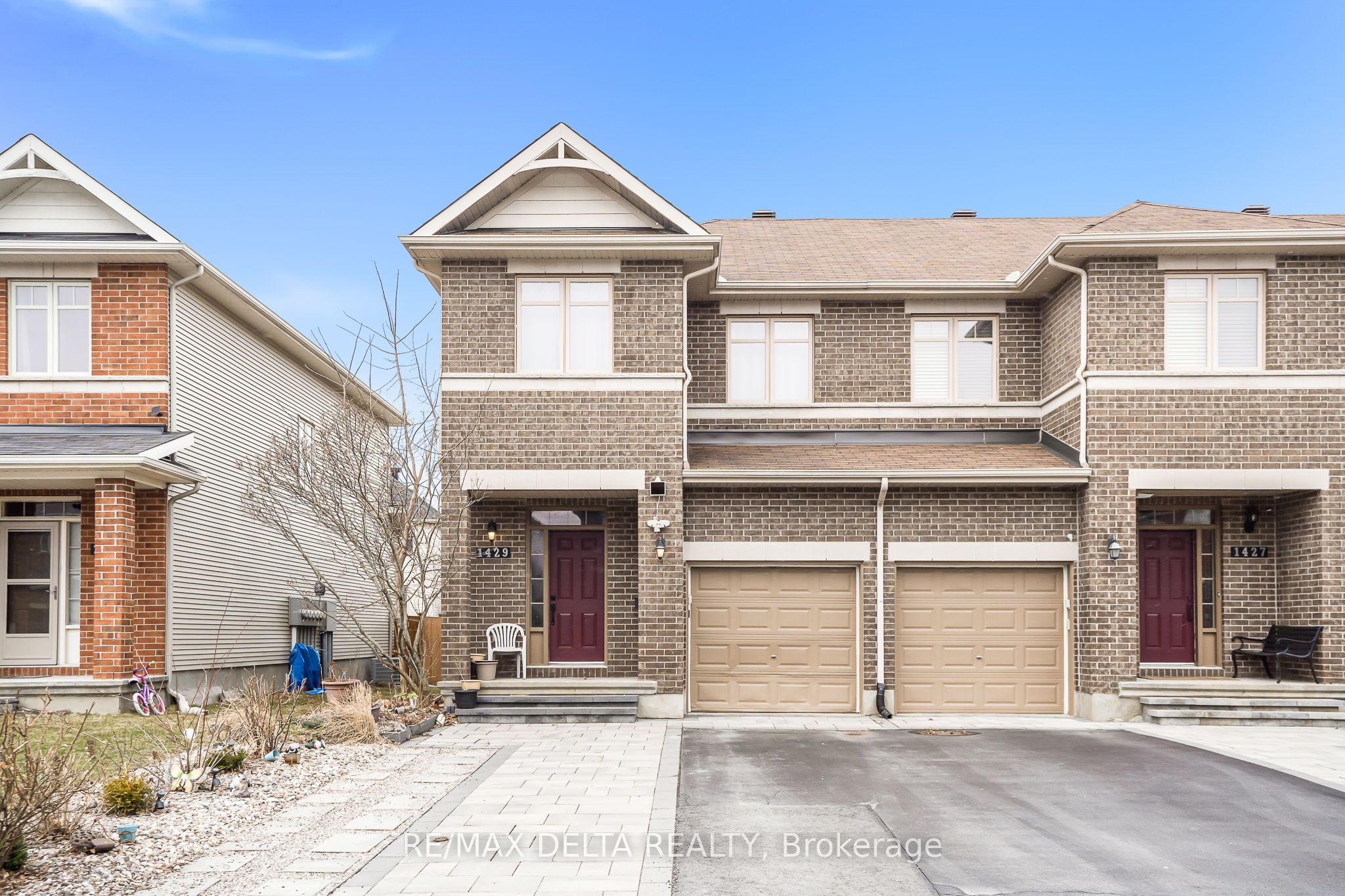 1119 Notting Hill | Summerside Real Estate Listings Main Image