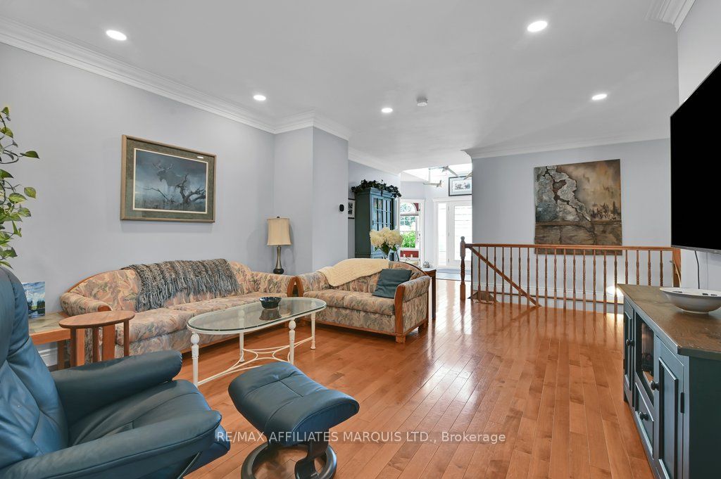 6798 Riverview Drive Property Photo 10