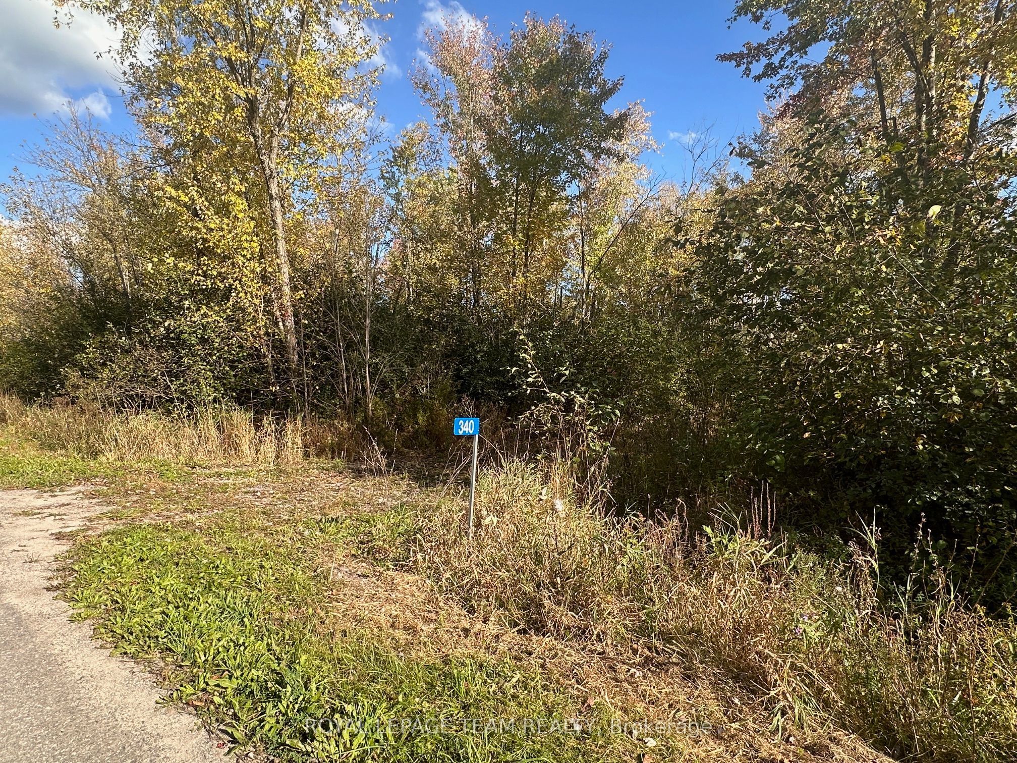 340 Armstrong Rd Property Photo