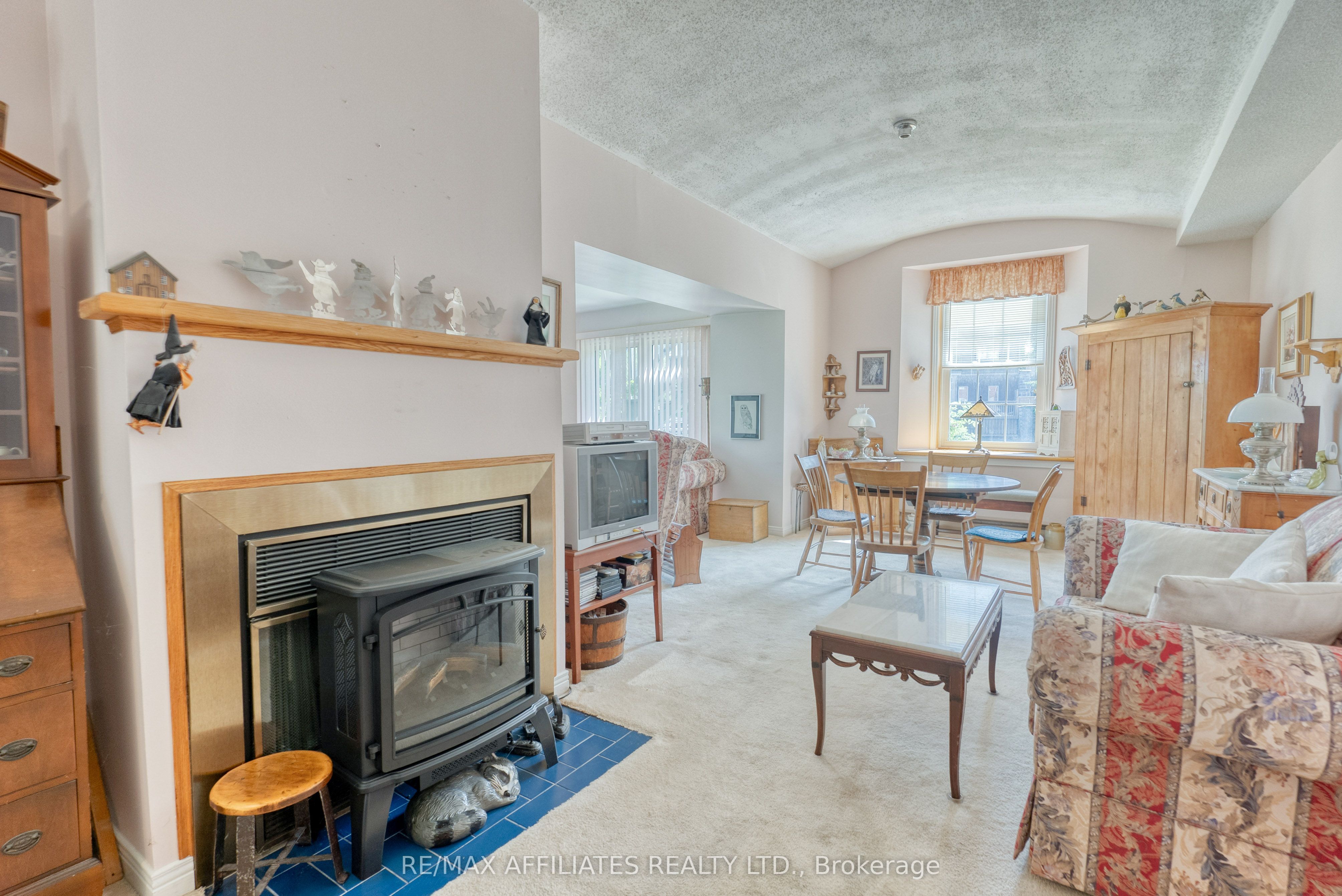 19 Main Street 1 Property Photo 6