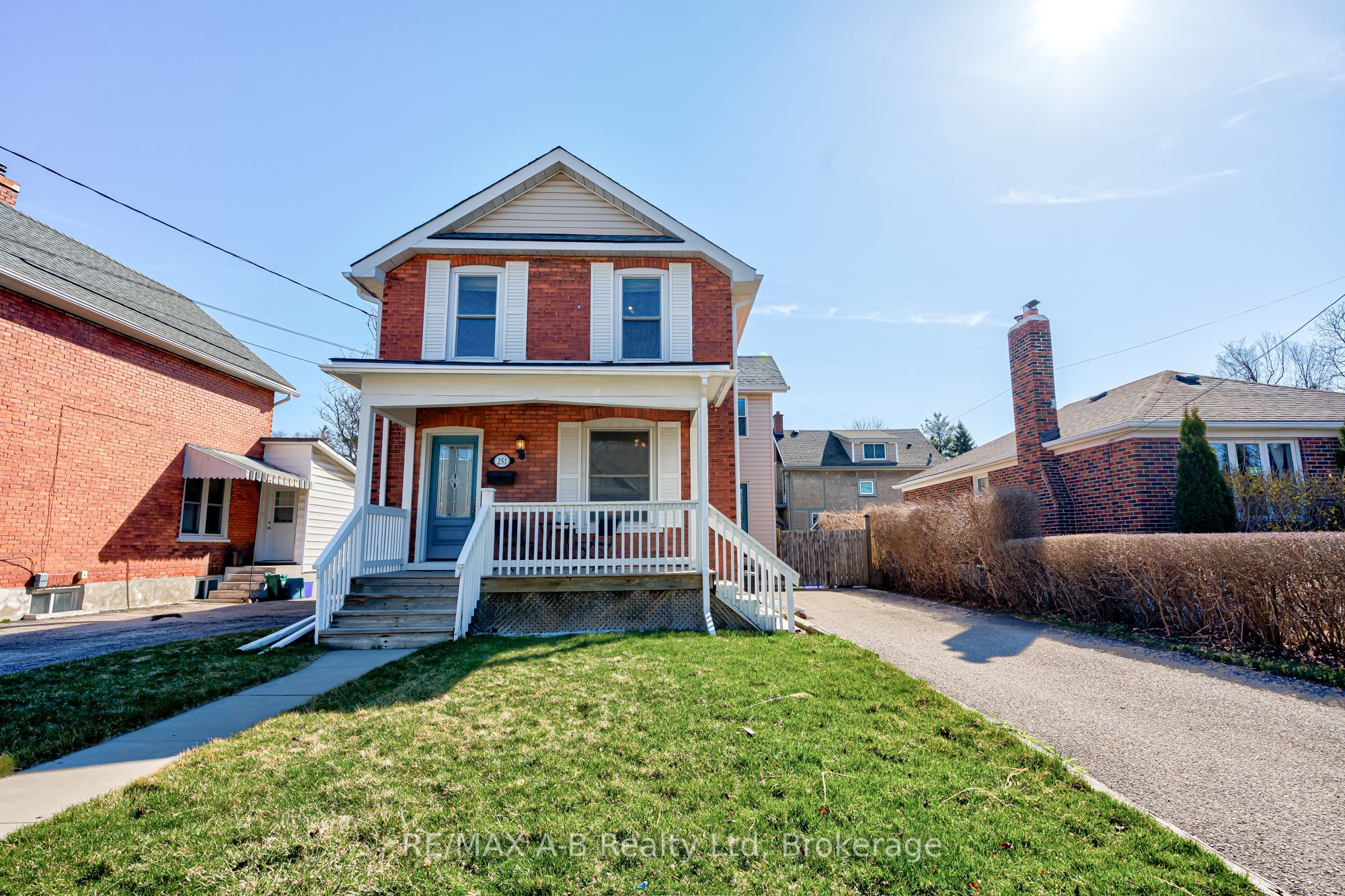 251 Hedley Street Property Photo 1