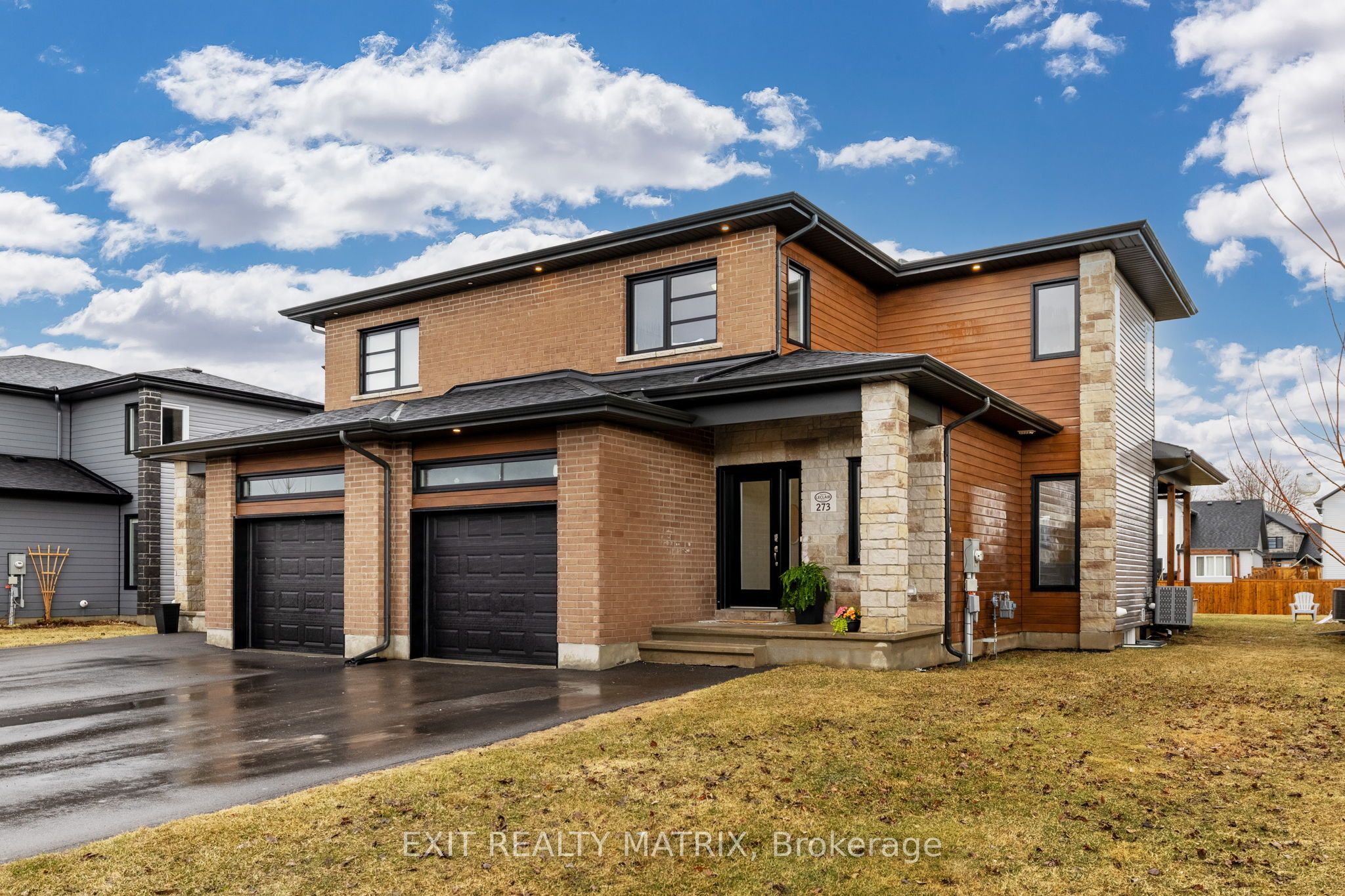 273 Moisson Street Property Photo