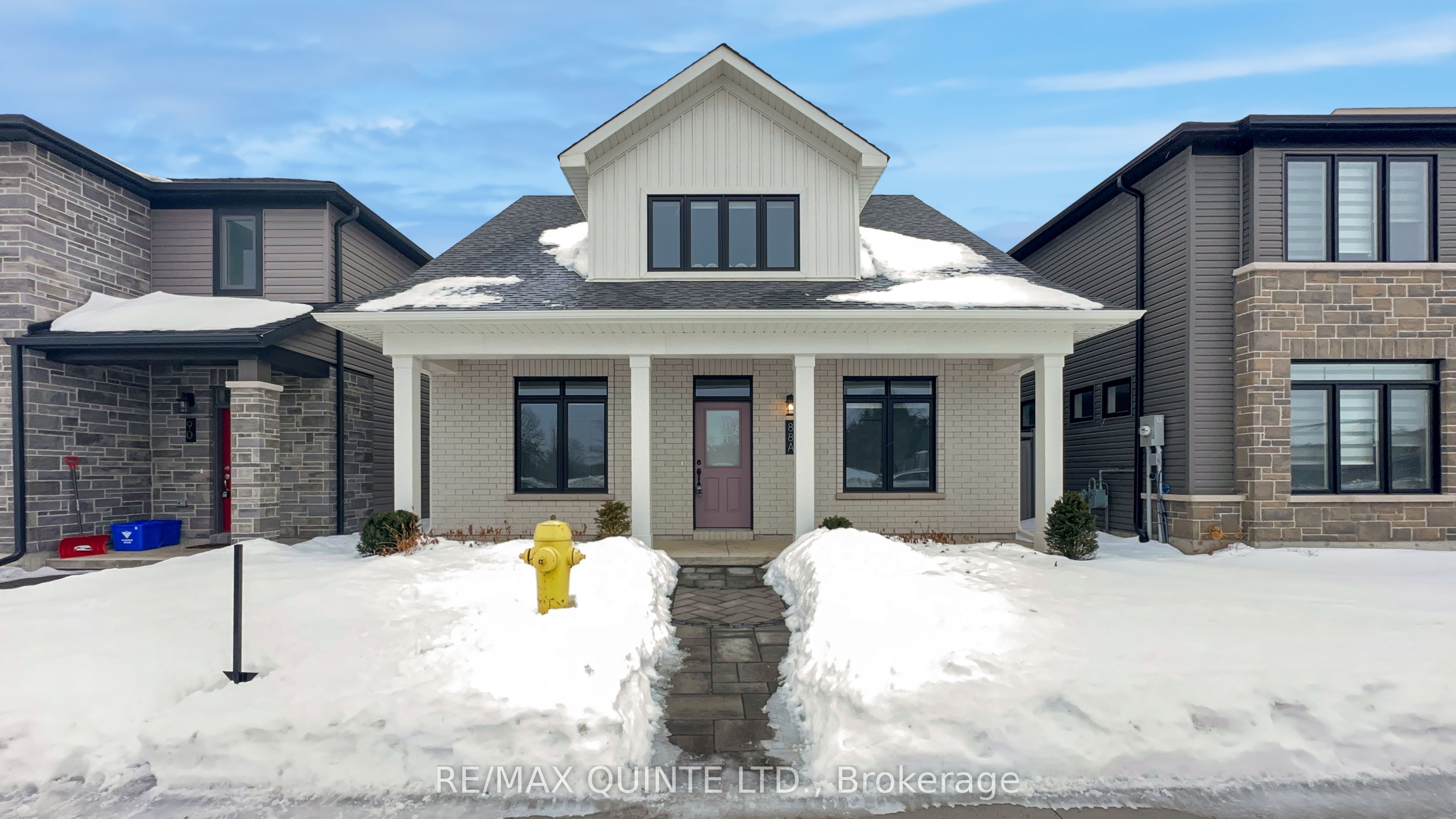 88a Riverstone Way Property Photo